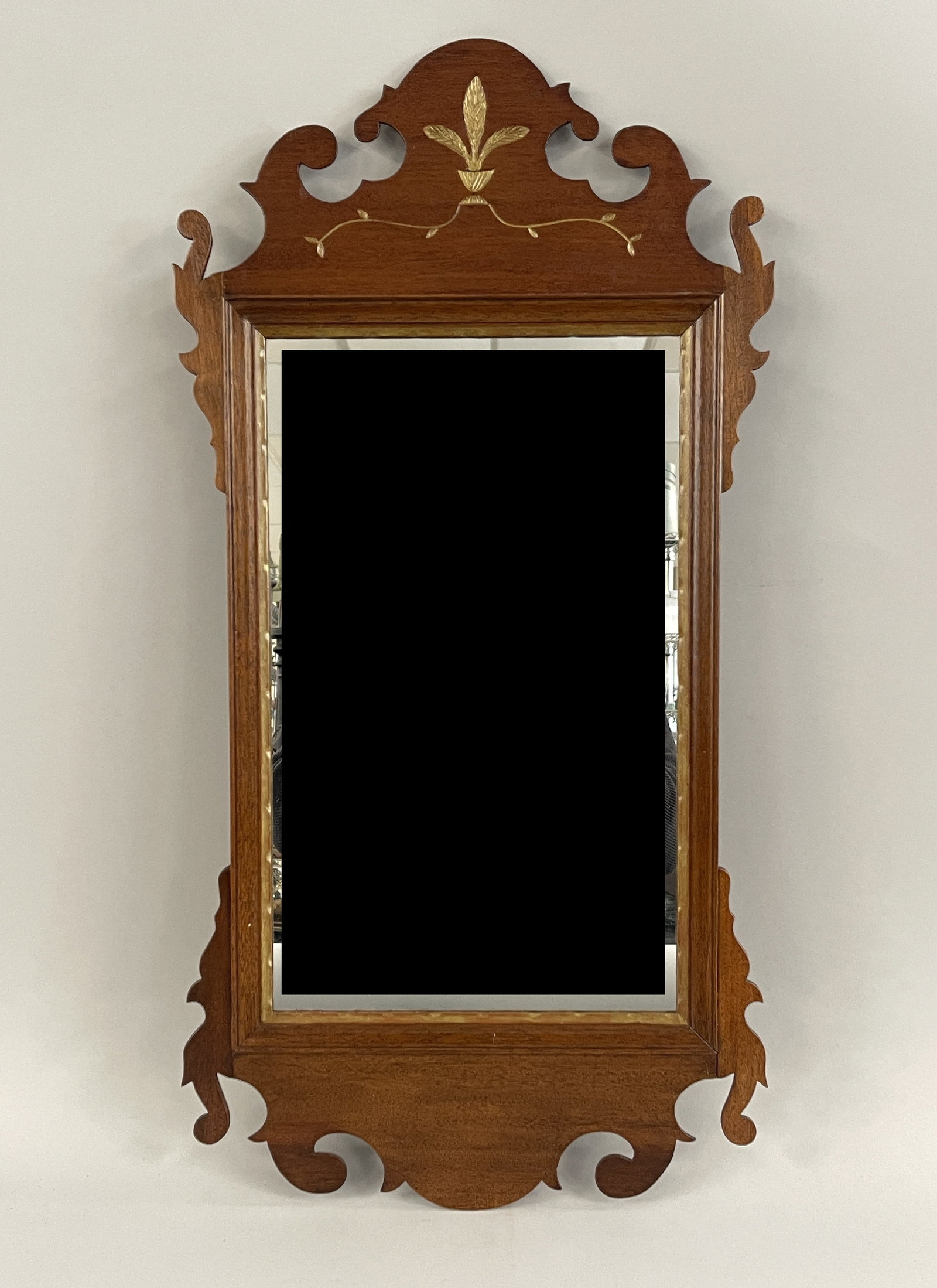 CHIPPENDALE MIRROR: CHIPPENDALE MIRROR 14" X 29"