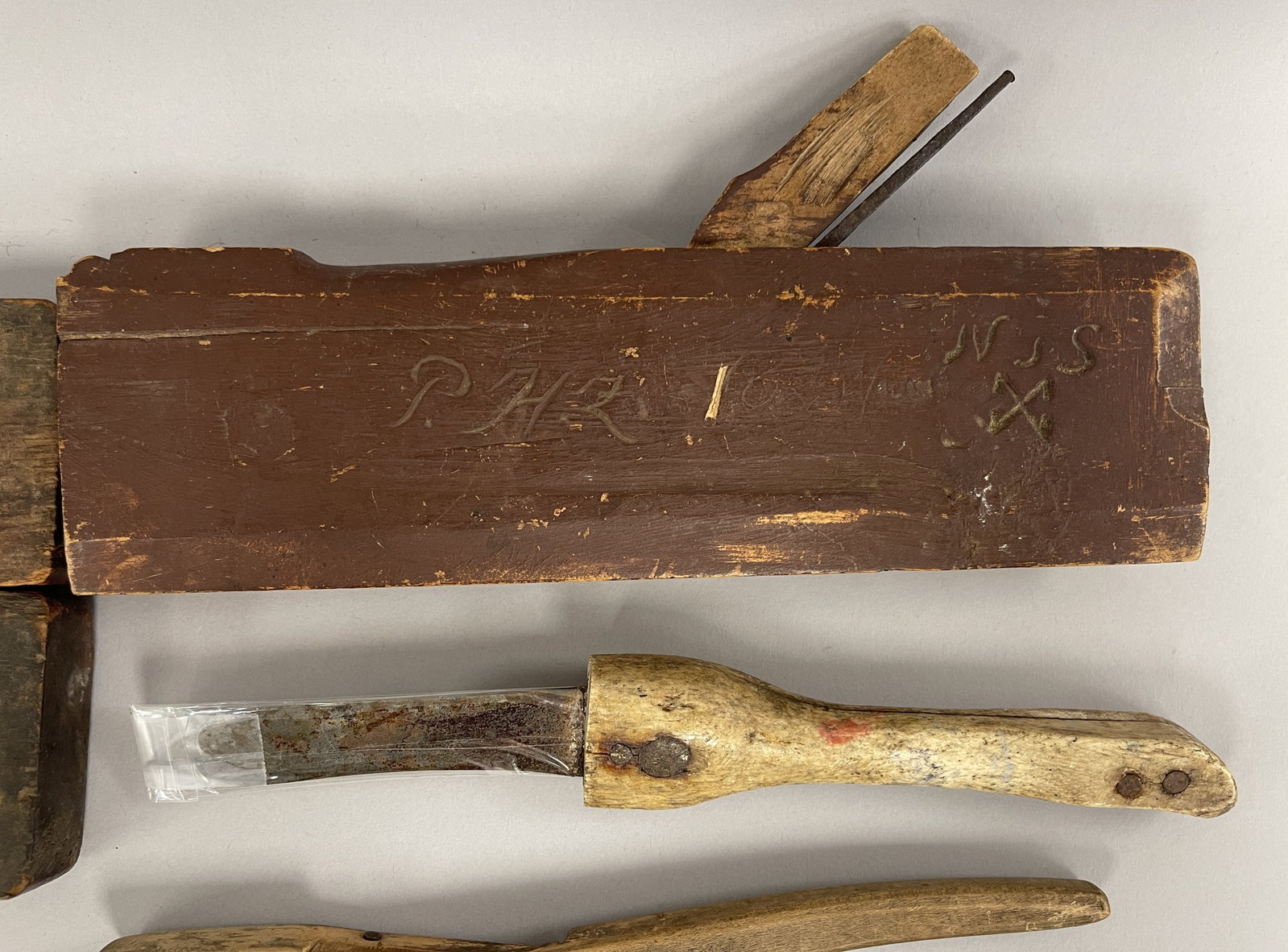 19TH C MOLDING PLANE , TOOLS - 2