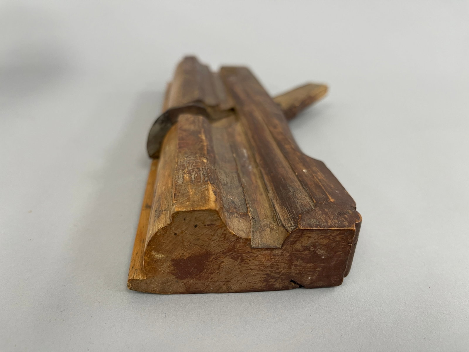 19TH C MOLDING PLANE , TOOLS - 3