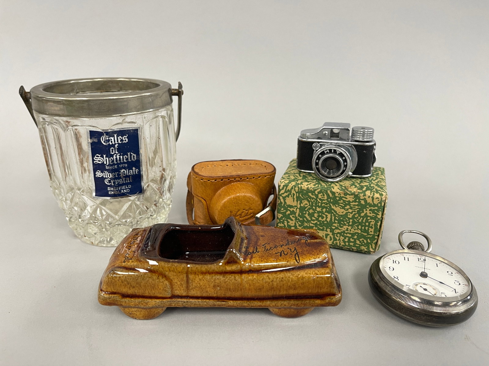 ESTATE GROUPING MISC ITEMS WALTHAM RR POCKET WATCH (1 of 3)