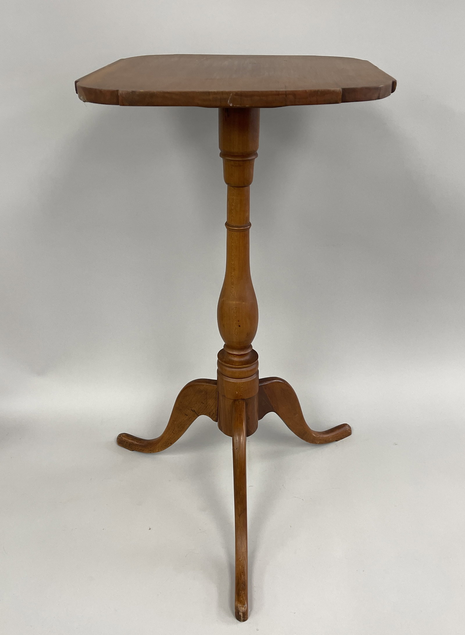 QUEEN ANNE CHERRY CANDLE STAND (1 of 4)