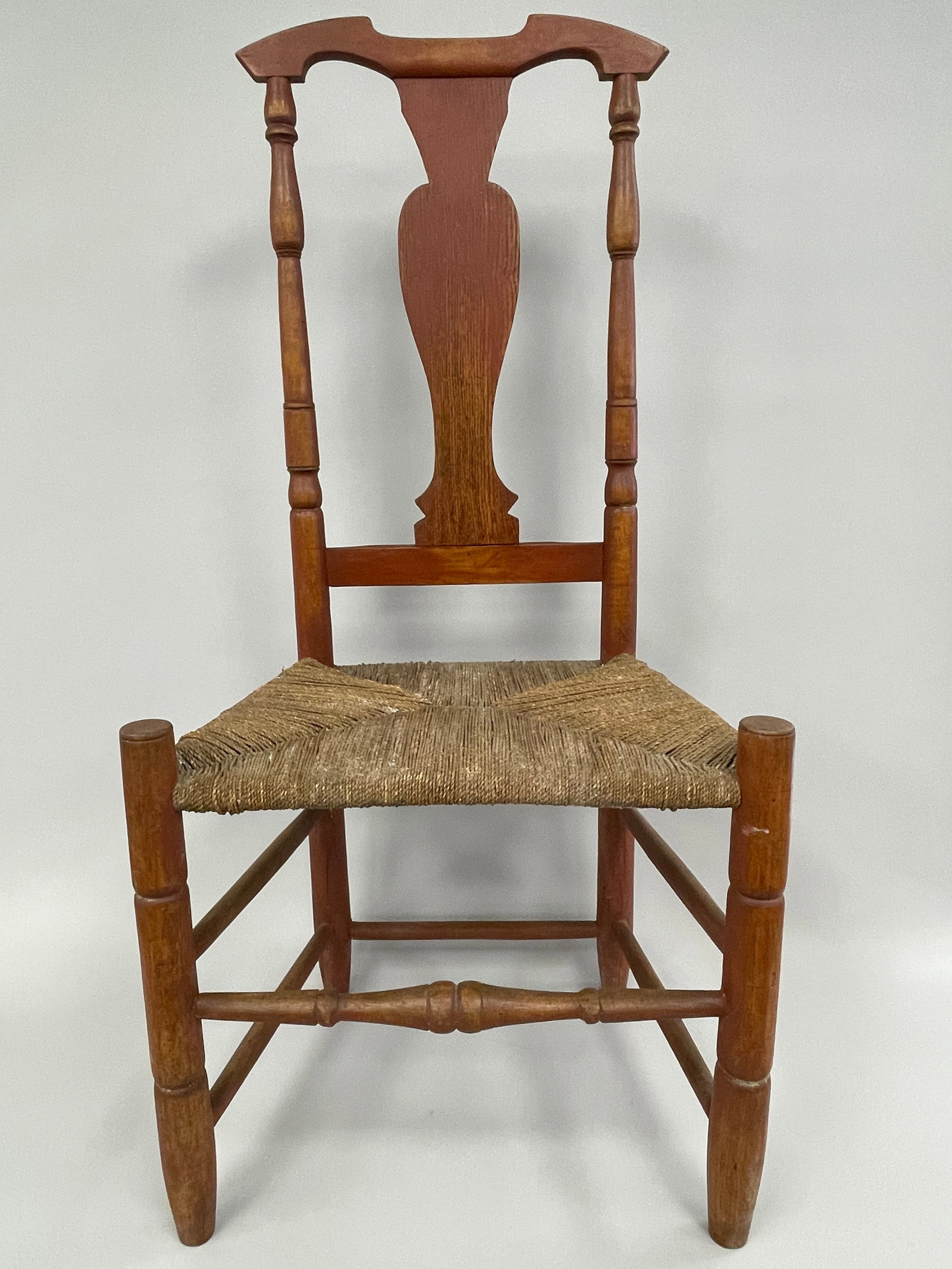 NEW LONDON COUNTY, CT SIDE CHAIR: NEW LONDON COUNTY, CT SIDE CHAIR WITH DISTINCTIVE CREST AND BACK POSTS 1780-1795 SEE PLATE 50 OF NEW LONDON COUNTY JOINED CHAIRS 1720-1790