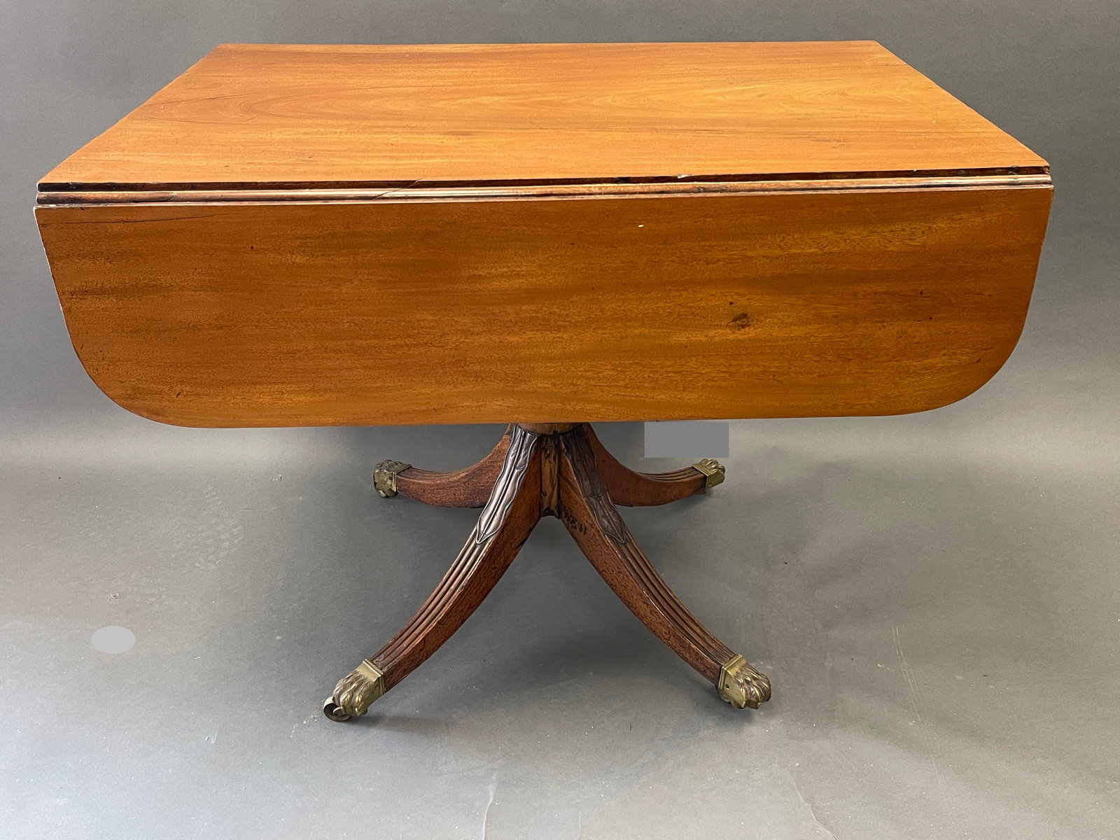 HIGHLY FIGURED MAHOGANY PEDESTAL PEMBROKE TABLE (1 of 8)