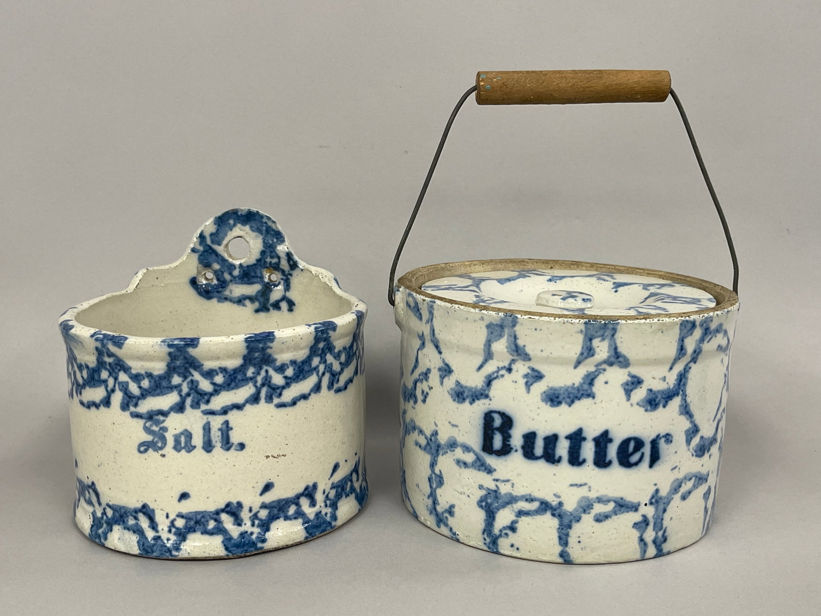 TWO BLUE SPONGEWARE ITEMS (1 of 6)