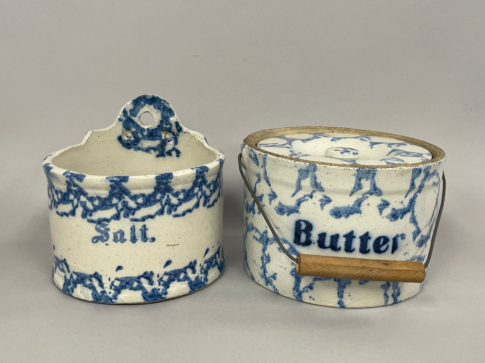 TWO BLUE SPONGEWARE ITEMS - 2
