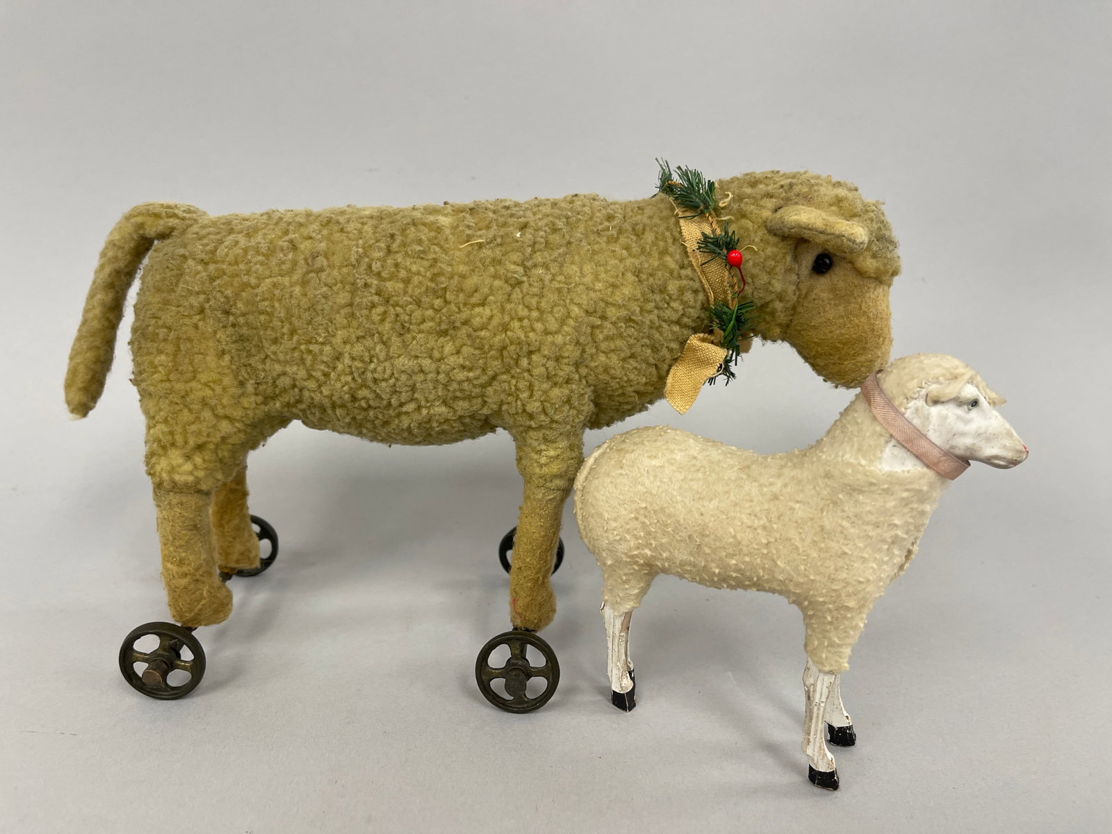 LAMB PULL TOY , GERMAN PUTZ LAMB - 2