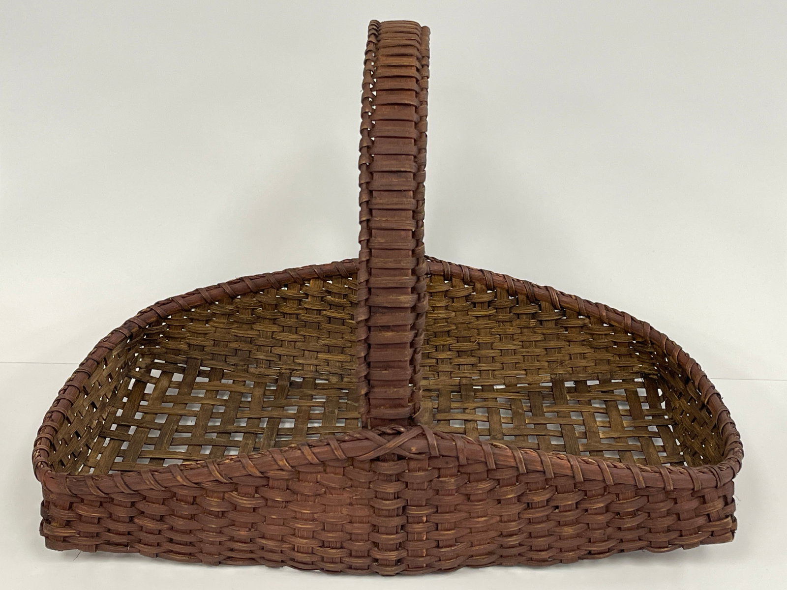 INTERESTING FLOWER GATHERING BASKET: INTERESTING FLOWER GATHERING BASKET PAINTED IN COSMOS -RUSTY RED