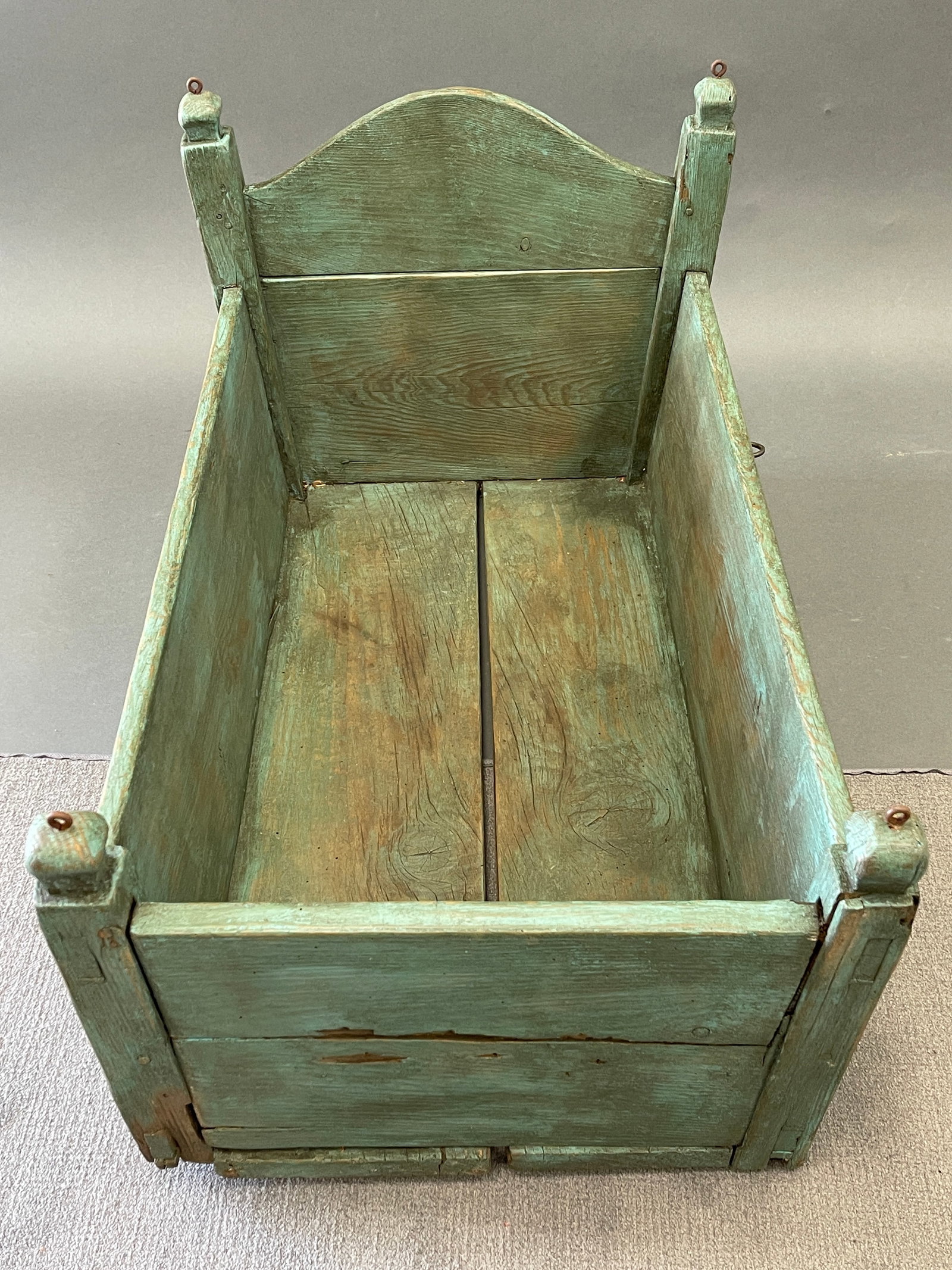 EARLY HANGING CABBAGE BIN (1 of 3)