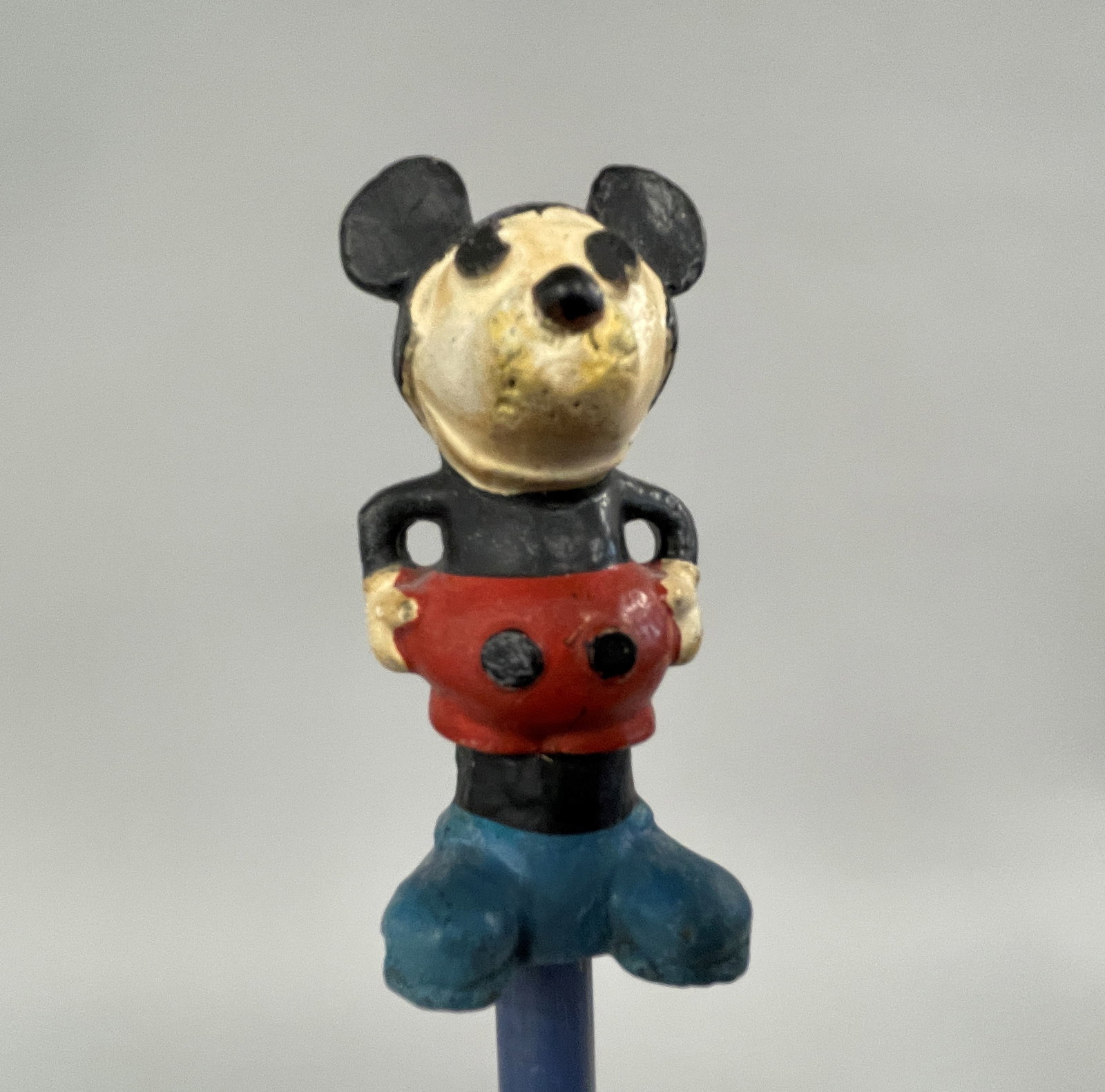RARE MICKEY MOUSE CARNIVAL CANE: RARE MICKEY MOUSE CARNIVAL CANE 36"