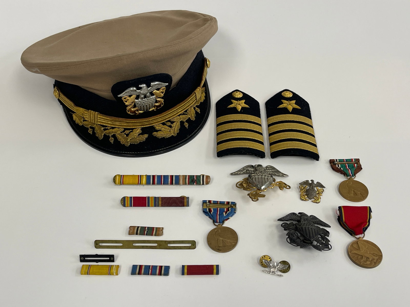 MILITARY HAT CLOTHESPINS , MEDALS: MILITARY HAT CLOTHESPINS , MEDALS ETC.