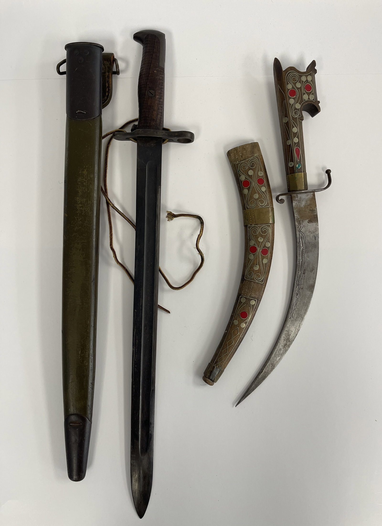 US MILITARY BAYONET , MOROCCAN SHORT SWORD (1 of 3)