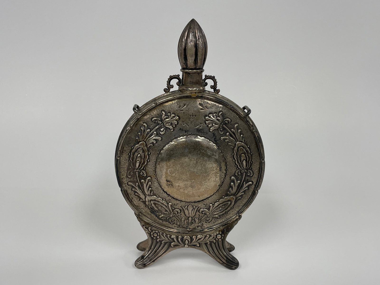 SILVER FLASK: SILVER FLASK