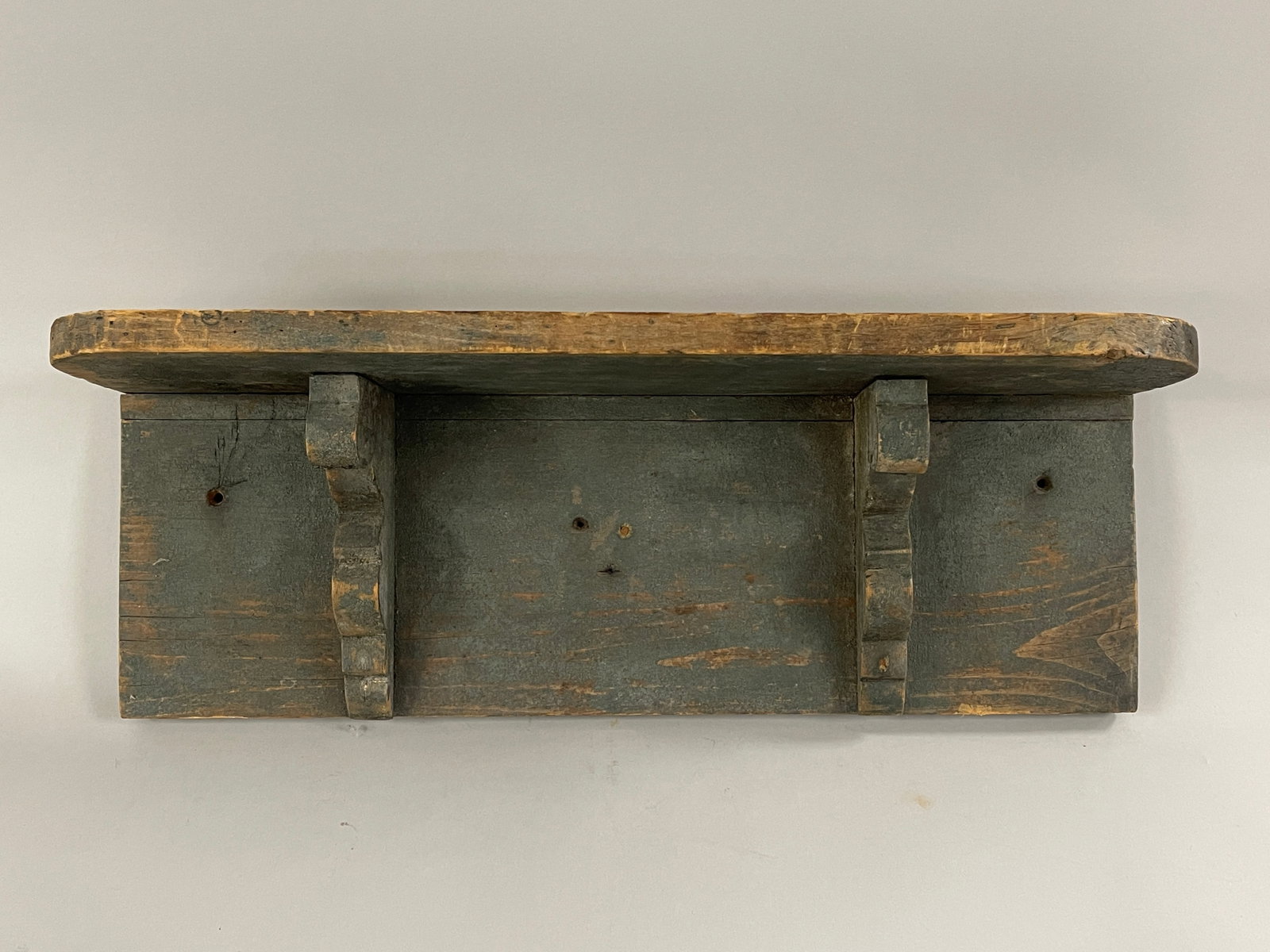 PRIMITIVE PAINTED WALL SHELF (1 of 4)