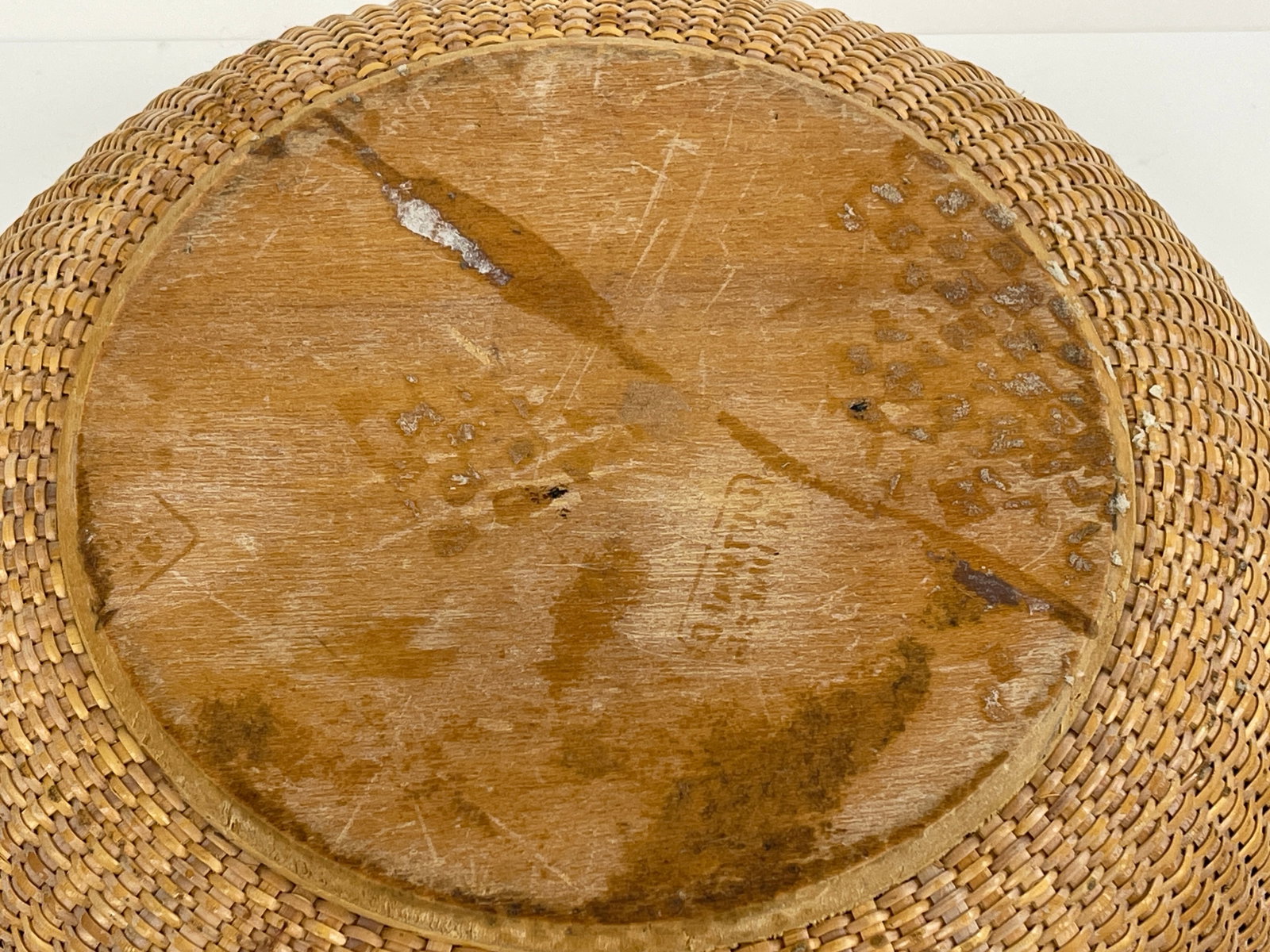 TWO NANTUCKET BASKETS - 7