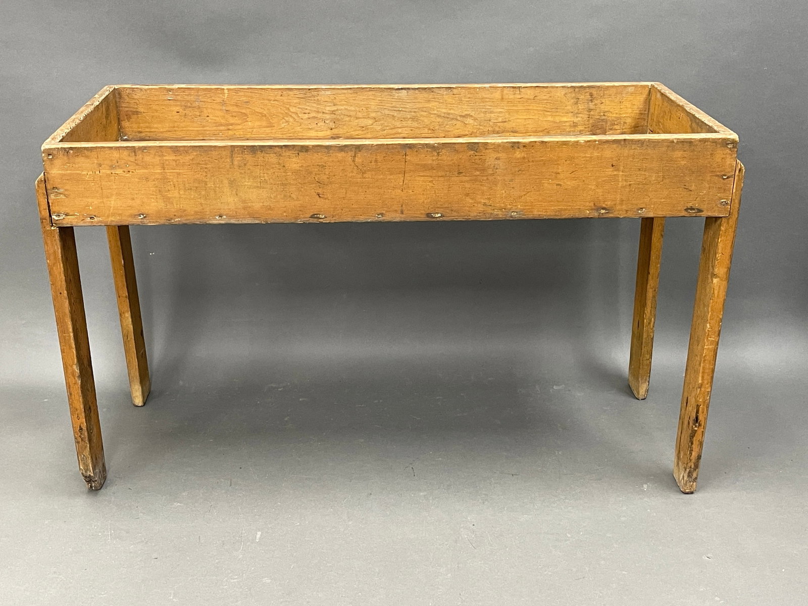 PRIMITIVE DRY SINK / SORTING TABLE (1 of 6)