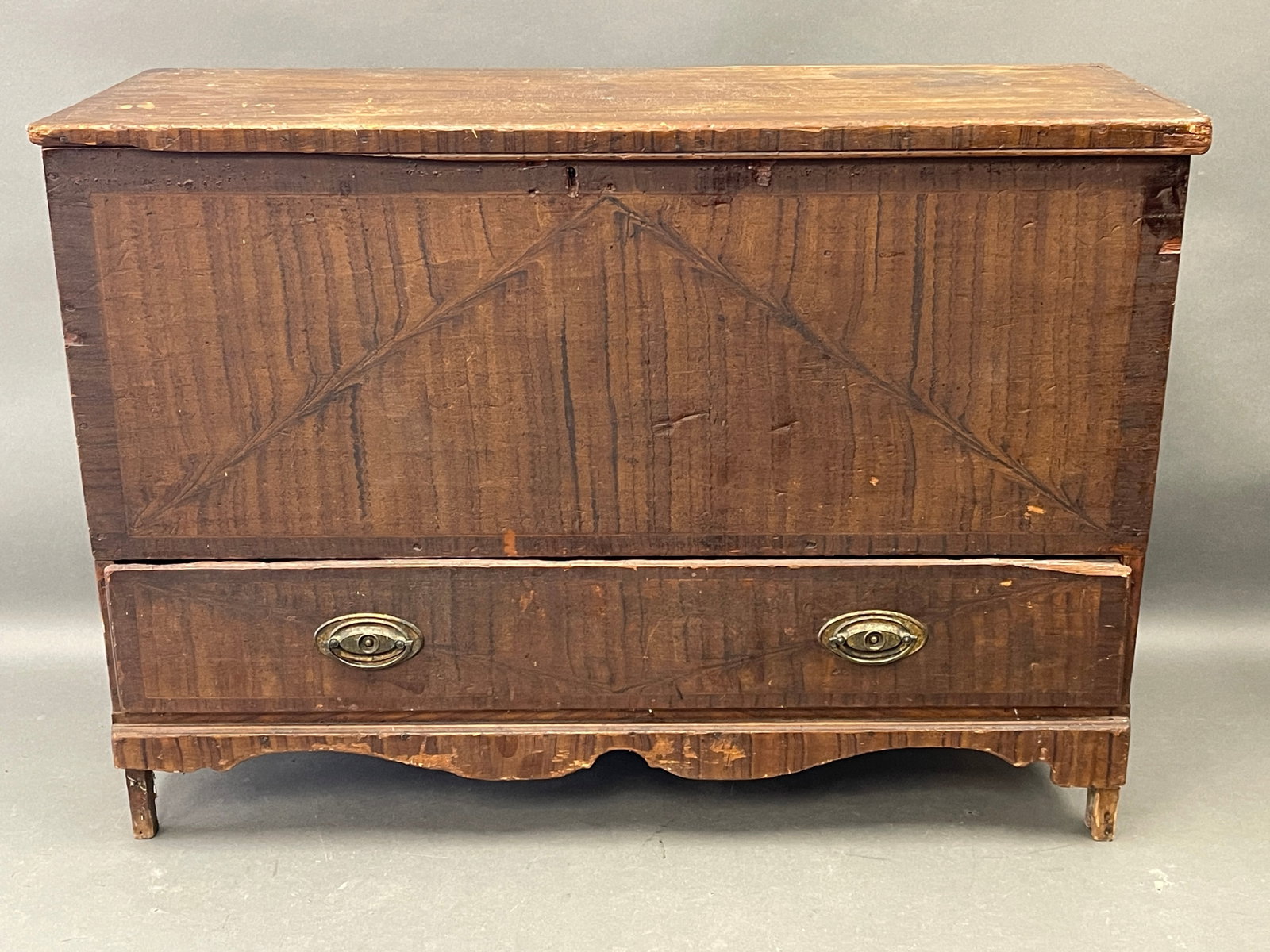 PAINT DECORATED BLANKET BOX (1 of 7)