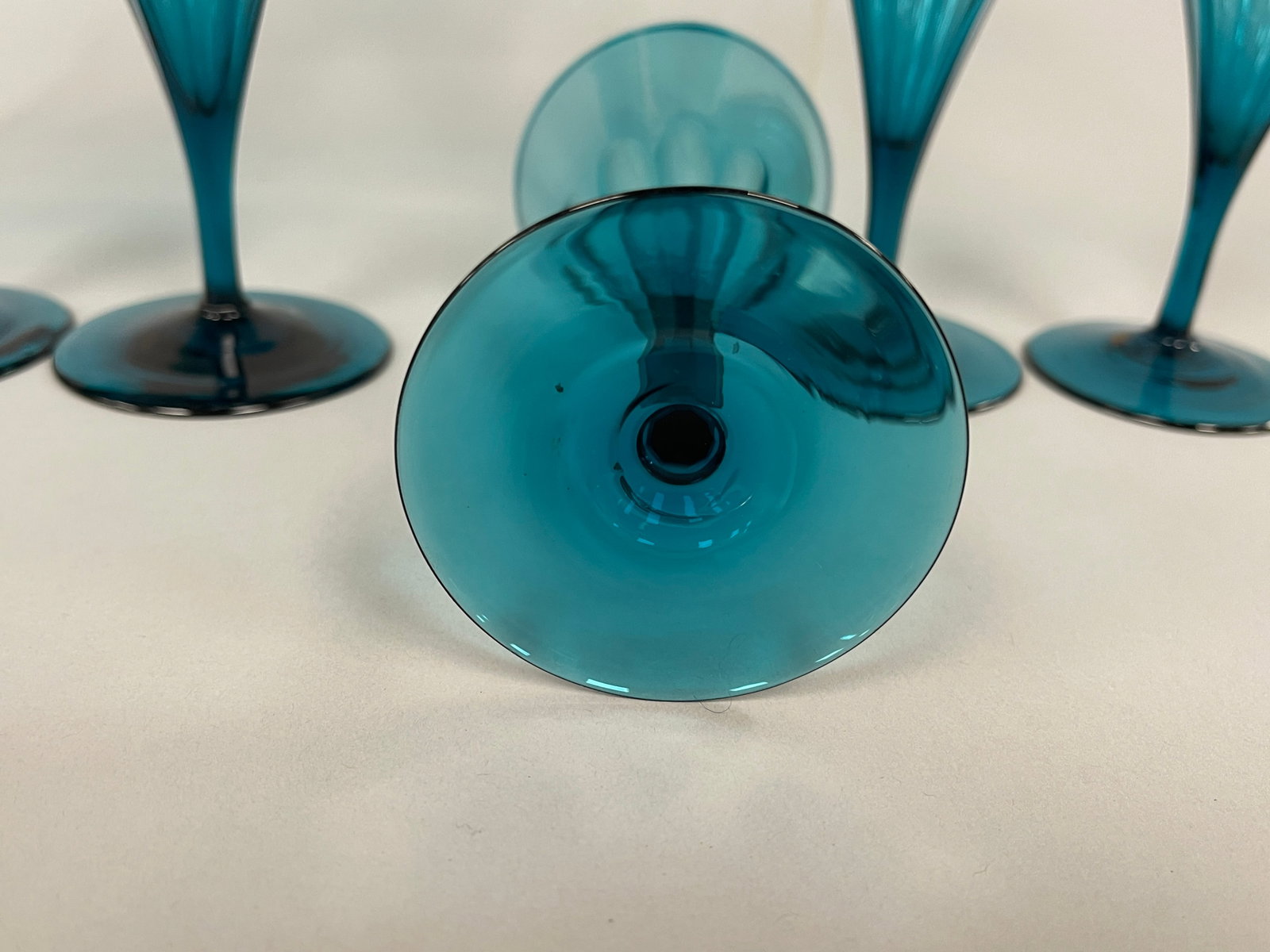 11 BLUE STEMWARE GLASSES - 3
