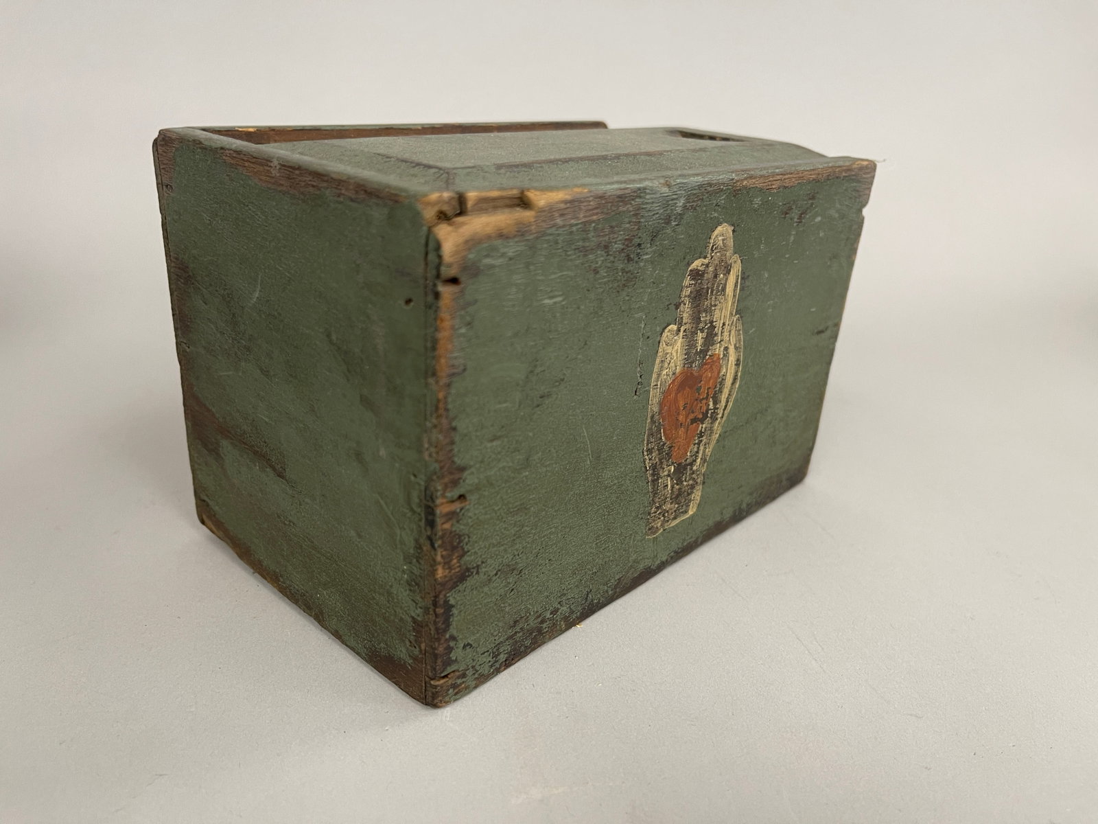 HEART IN HAND BOX - 2