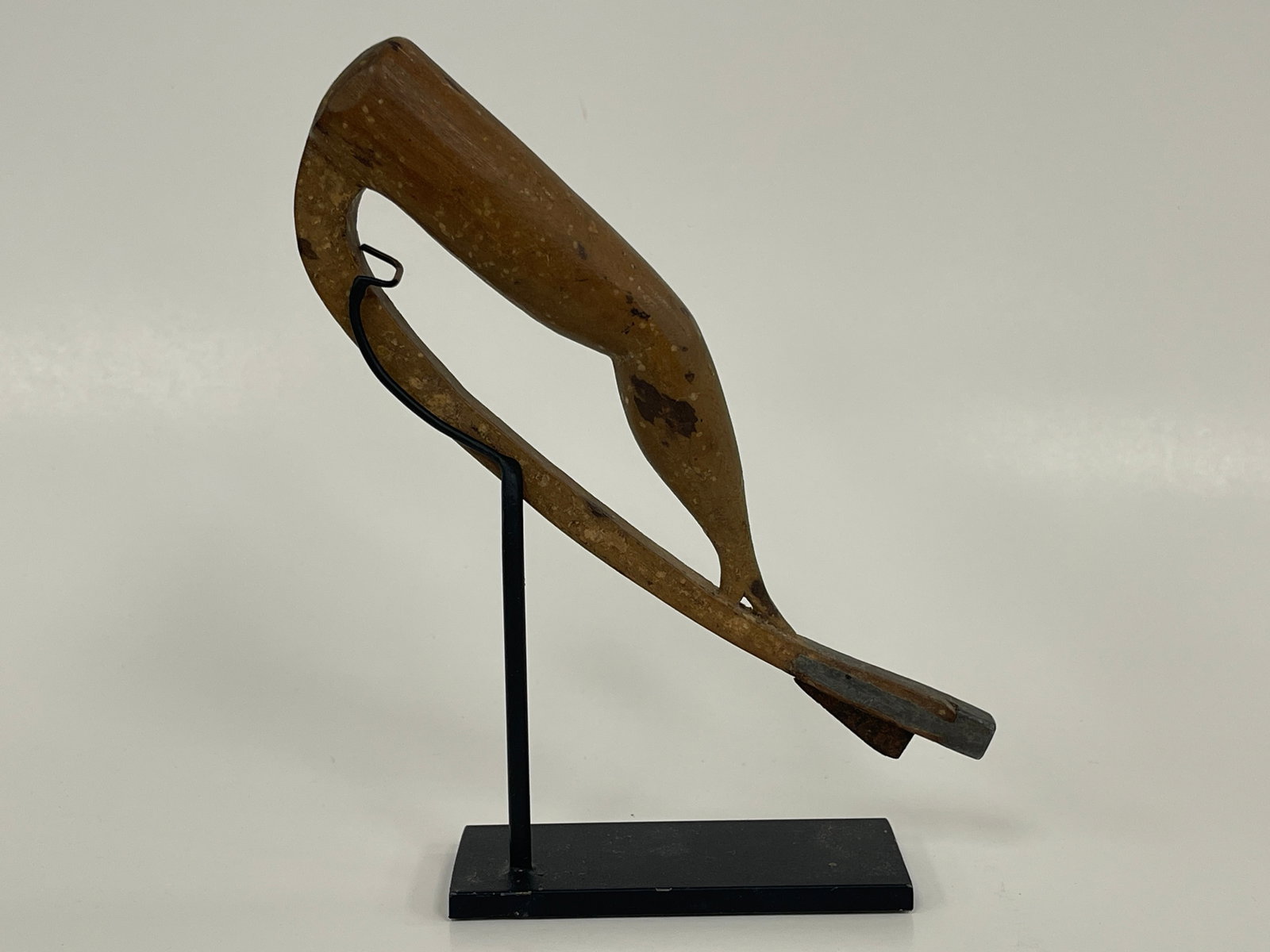 GREAT MACKEREL PLOW: GREAT MACKEREL PLOW LADY LEG CARVED, ORIGINAL SURFACES, HARDWOOD, PEWTER & IRON, PIERCED HANDLE, 19TH C, MUSEUM STAND, EXCELLENT CONDITION.