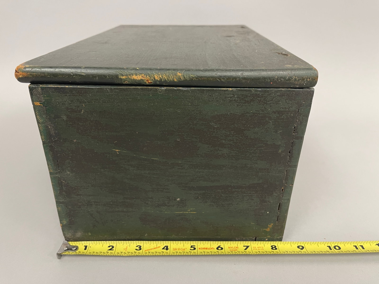 DOCUMENT BOX - 9