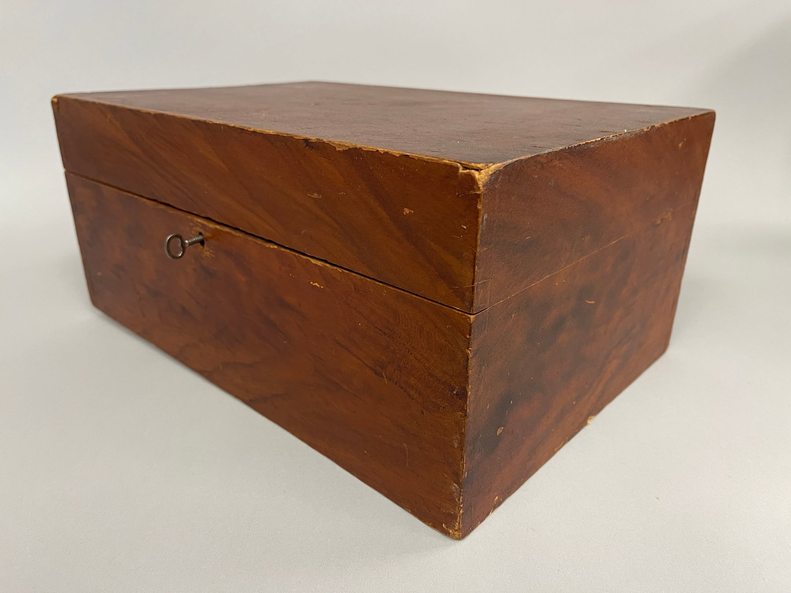 DECORATED DOCUMENT BOX - 4