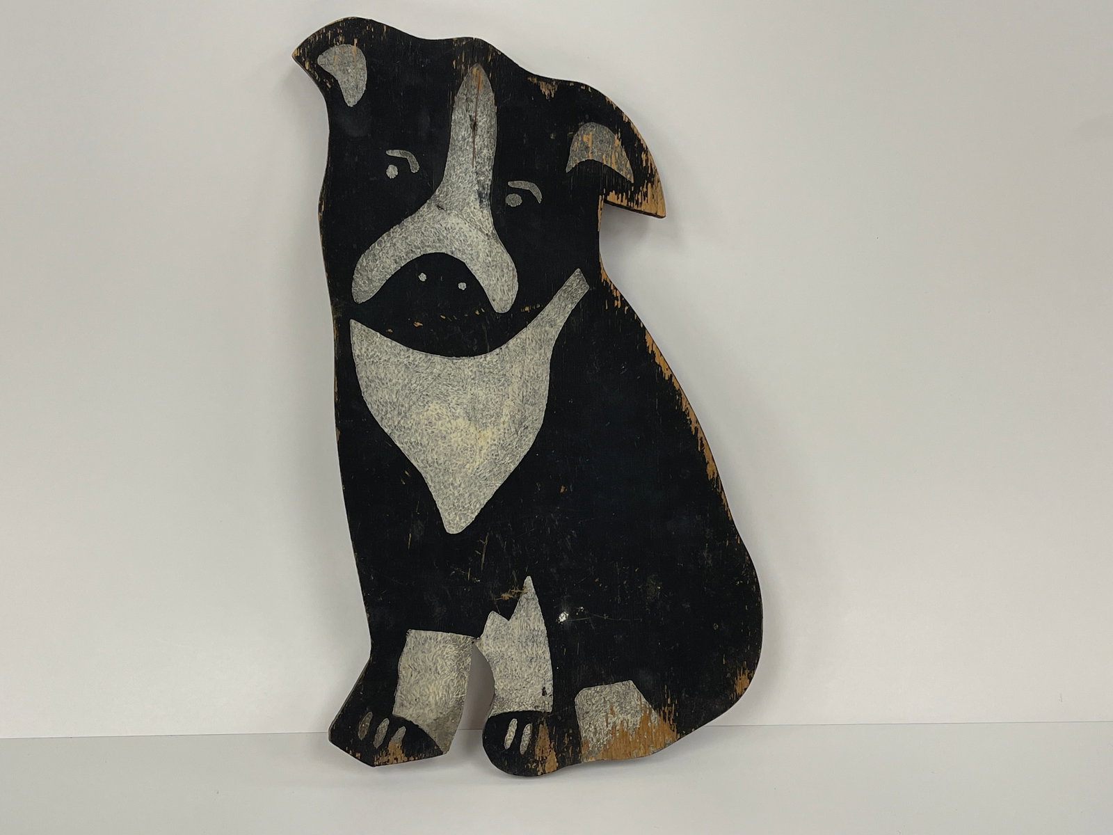 CARVED DOG: CARVED DOG FLAT CARVED, C 1920’S, ORIGINAL PAINT, EXCELLENT CONDITION.