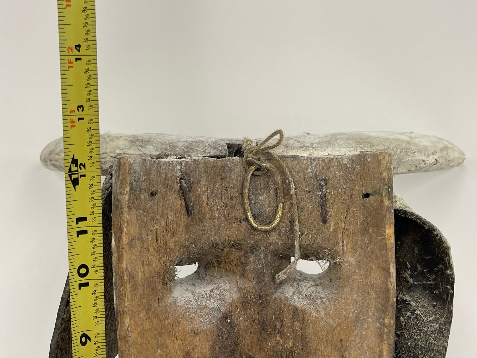 CARVED STEER HEAD - 6