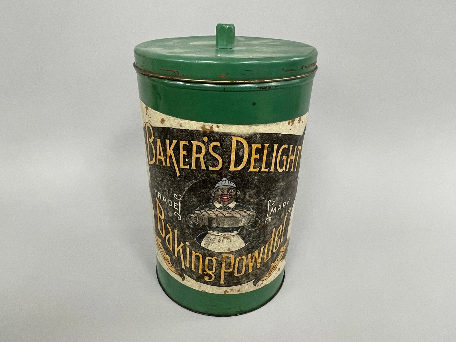 BAKING POWDER TIN: BAKING POWDER TIN C 1900, ORIGINAL LITHOGRAPHED SURFACES, MINOR ABRASIONS, EXCELLENT OVERALL CONDITION.
