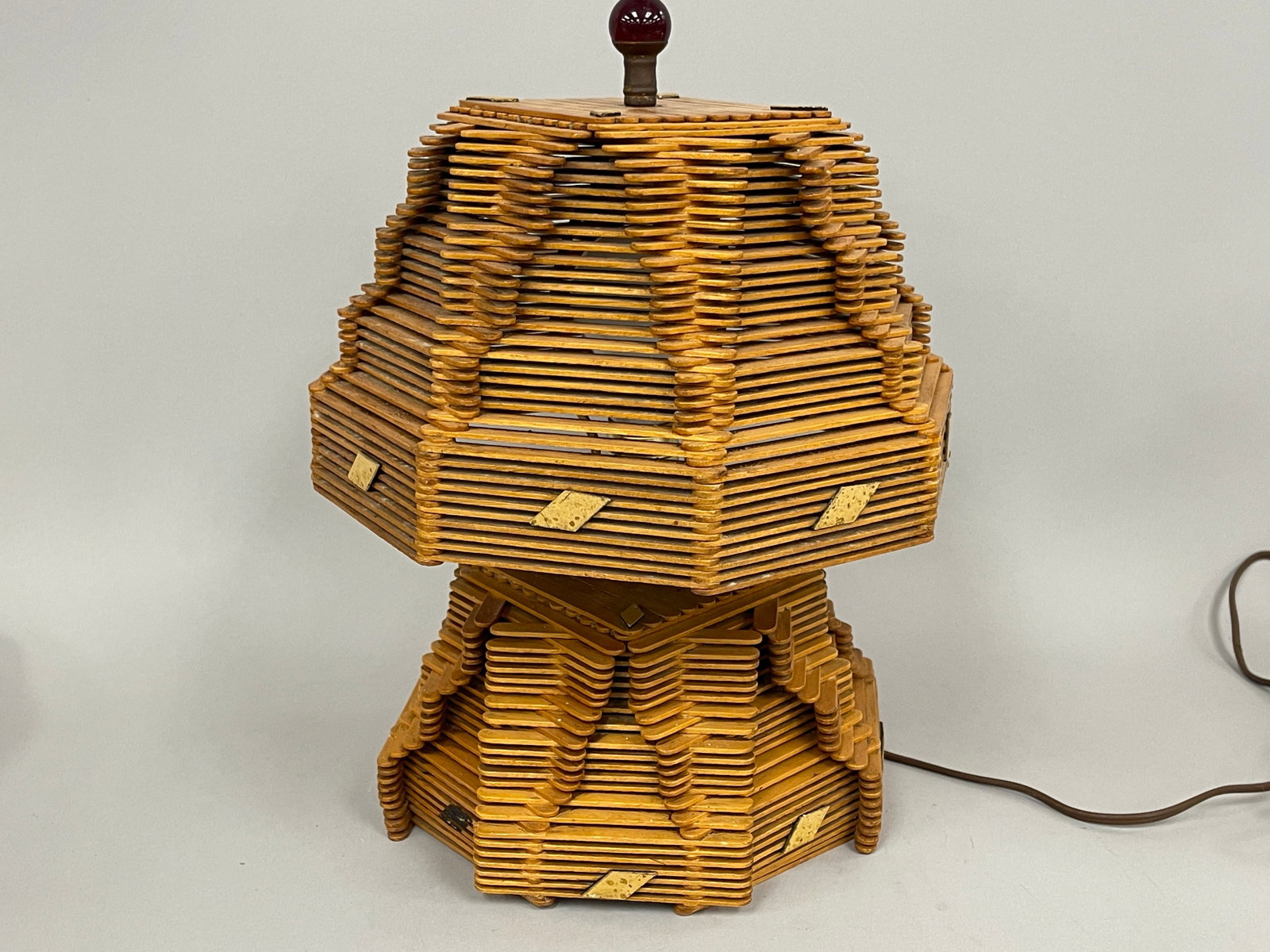 POPSICLE STICK TABLE LAMP - 2