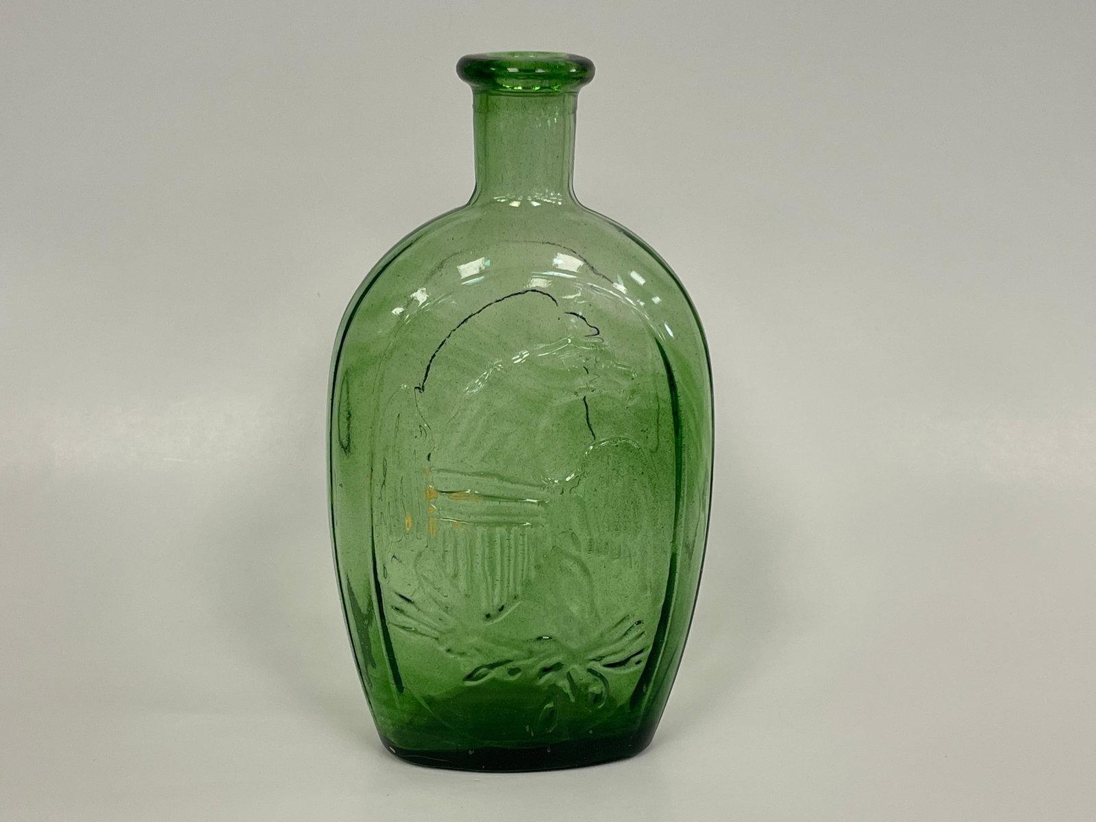 EAGLE & LIBERTY HEAD MOLDED FLASK: EAGLE & LIBERTY HEAD MOLDED FLASK 19TH C, MOLDED & EMBOSSED, EXCELLENT CONDITION