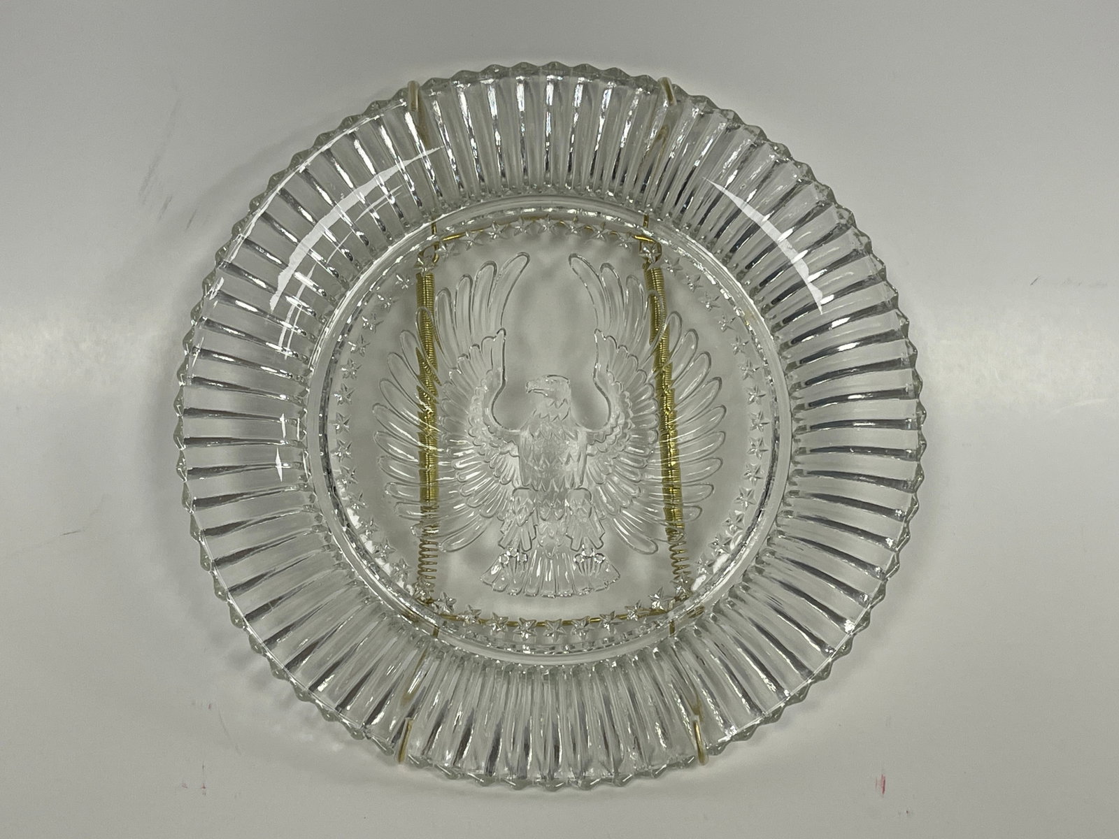 PATRIOTIC EAGLE PRESSED GLASS PLATE (1 of 3)