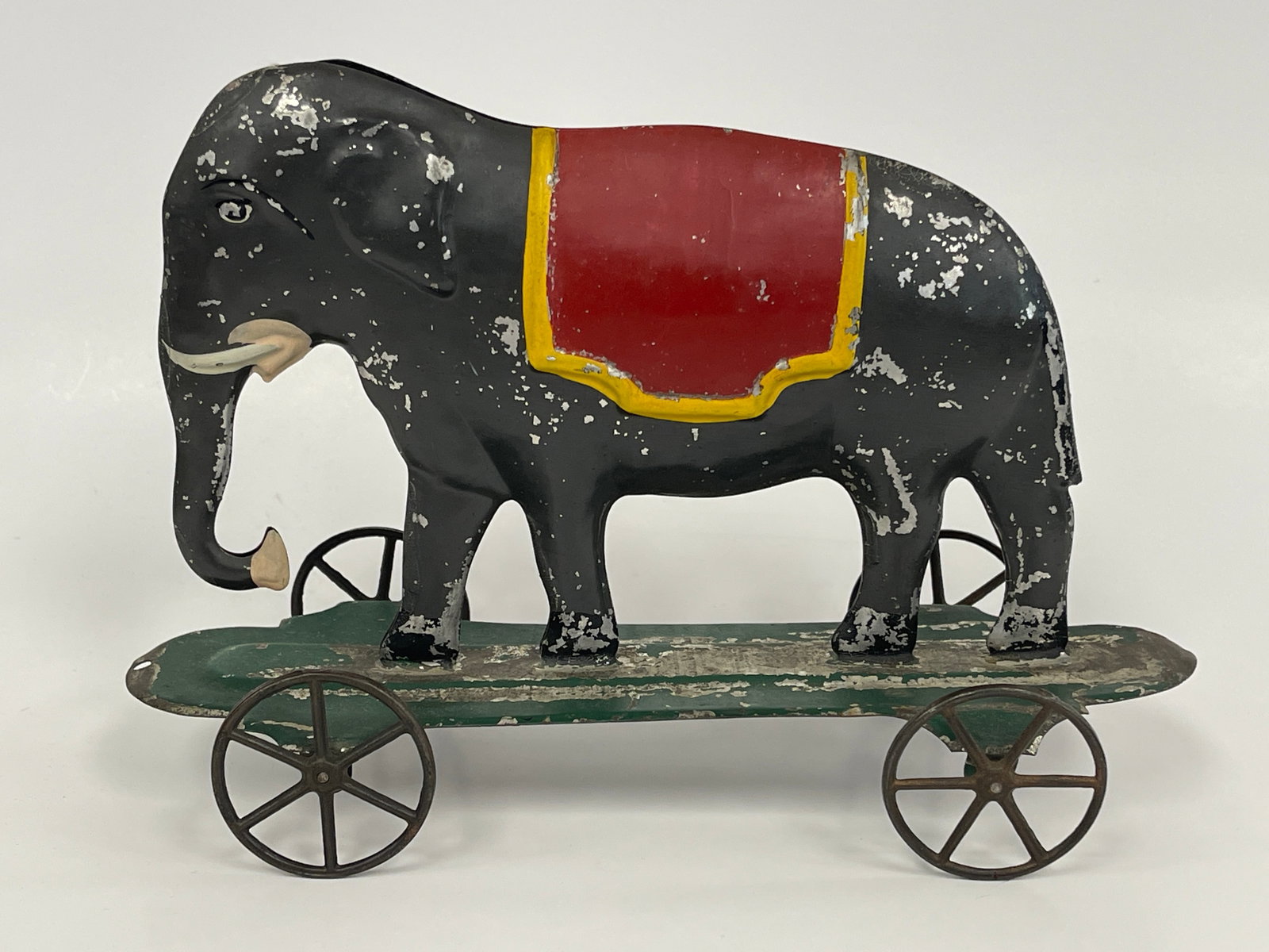 ELEPHANT PULL TOY - 2