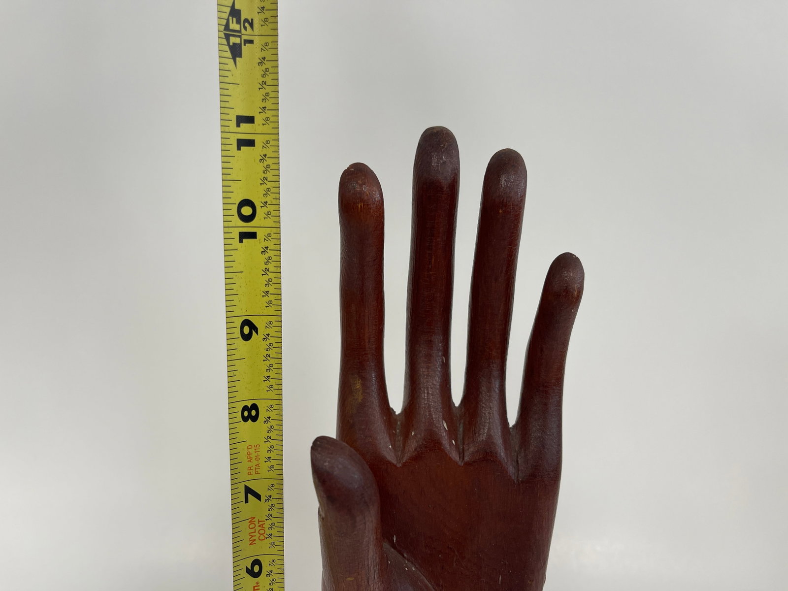 CARVED HAND ARTIST’S MODEL - 3