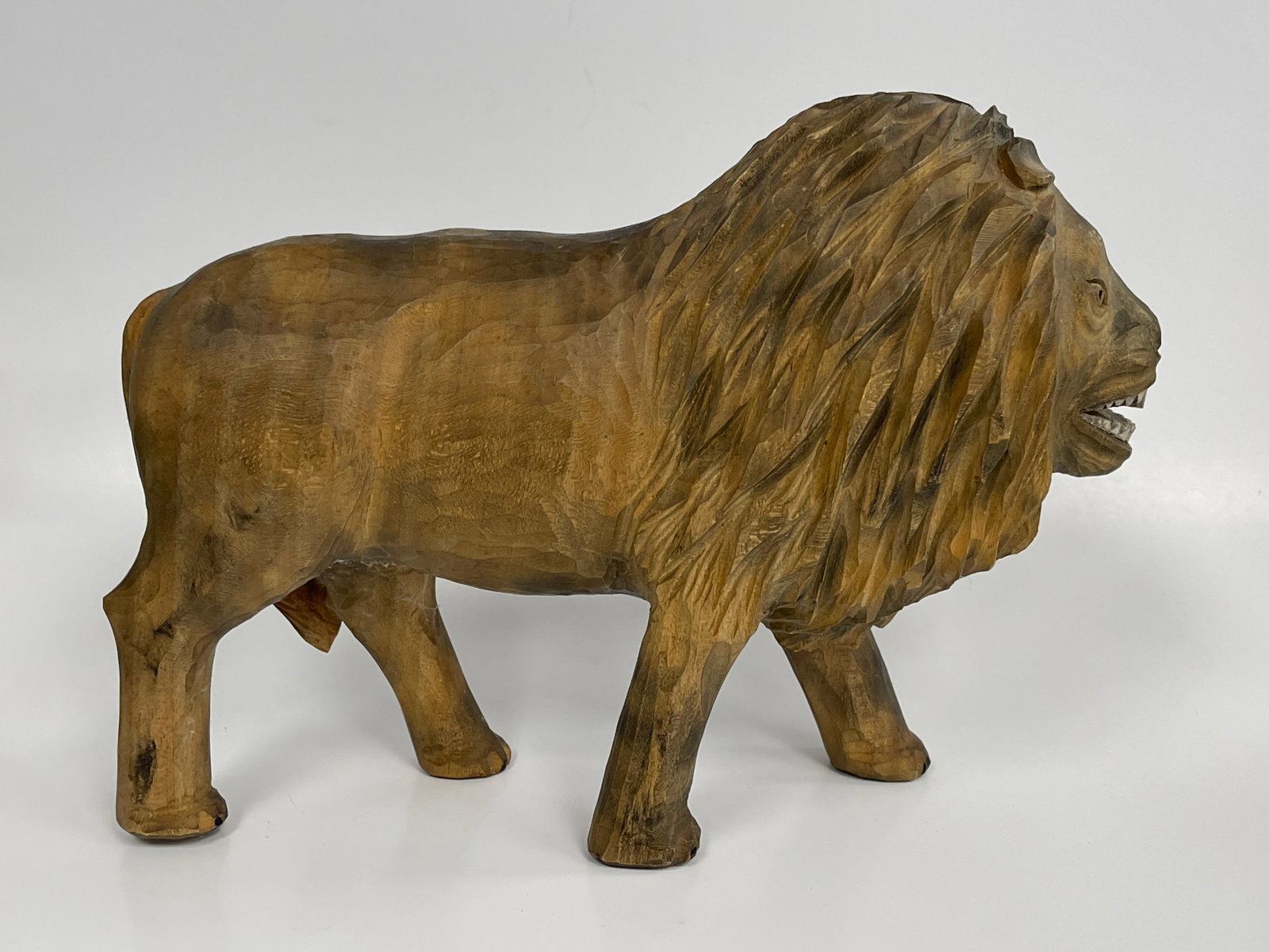 CARVED LION - 2