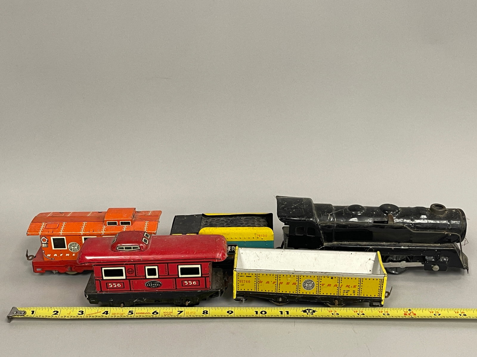 5 PIECE TOY TRAIN - 3