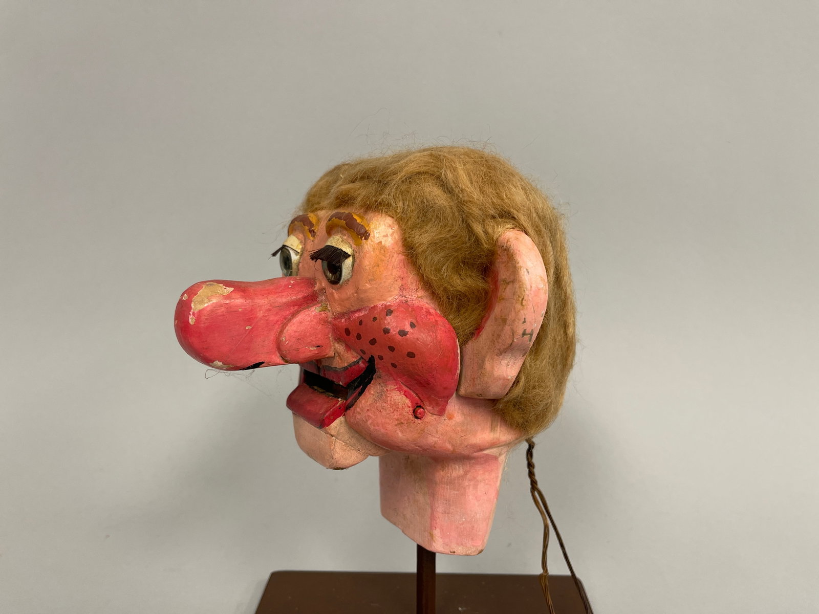 COLORFUL PUPPET HEAD - 4