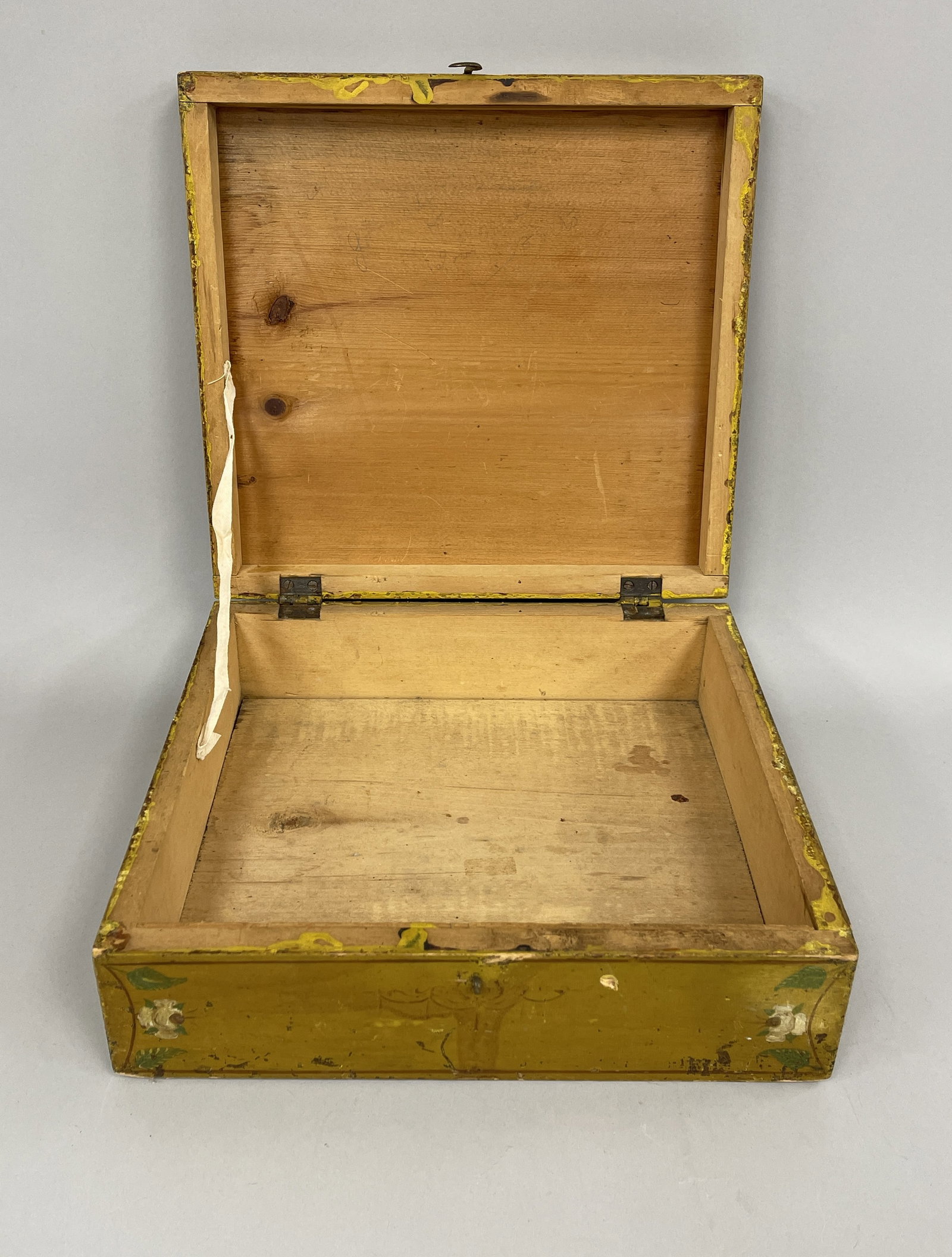 SCHOOLGIRL DECORATED DOCUMENTS BOX - 4