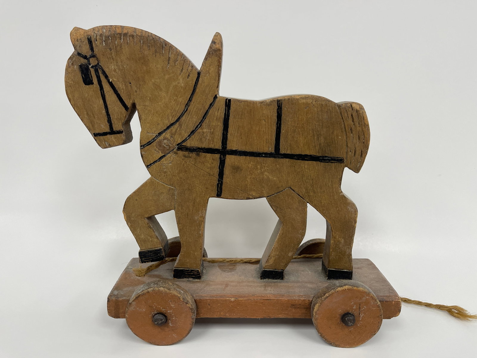 HORSE PULL TOY (1 of 4)