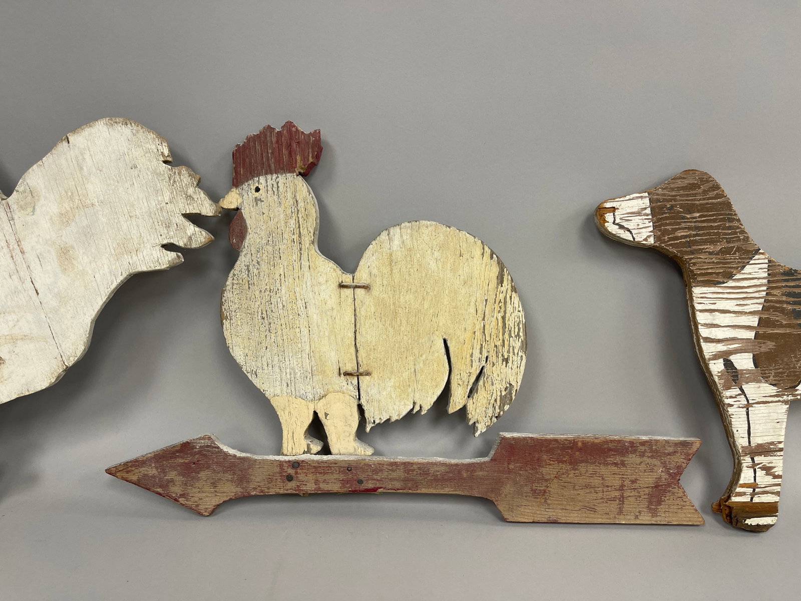 3 FLAT CARVED ANIMALS - 4