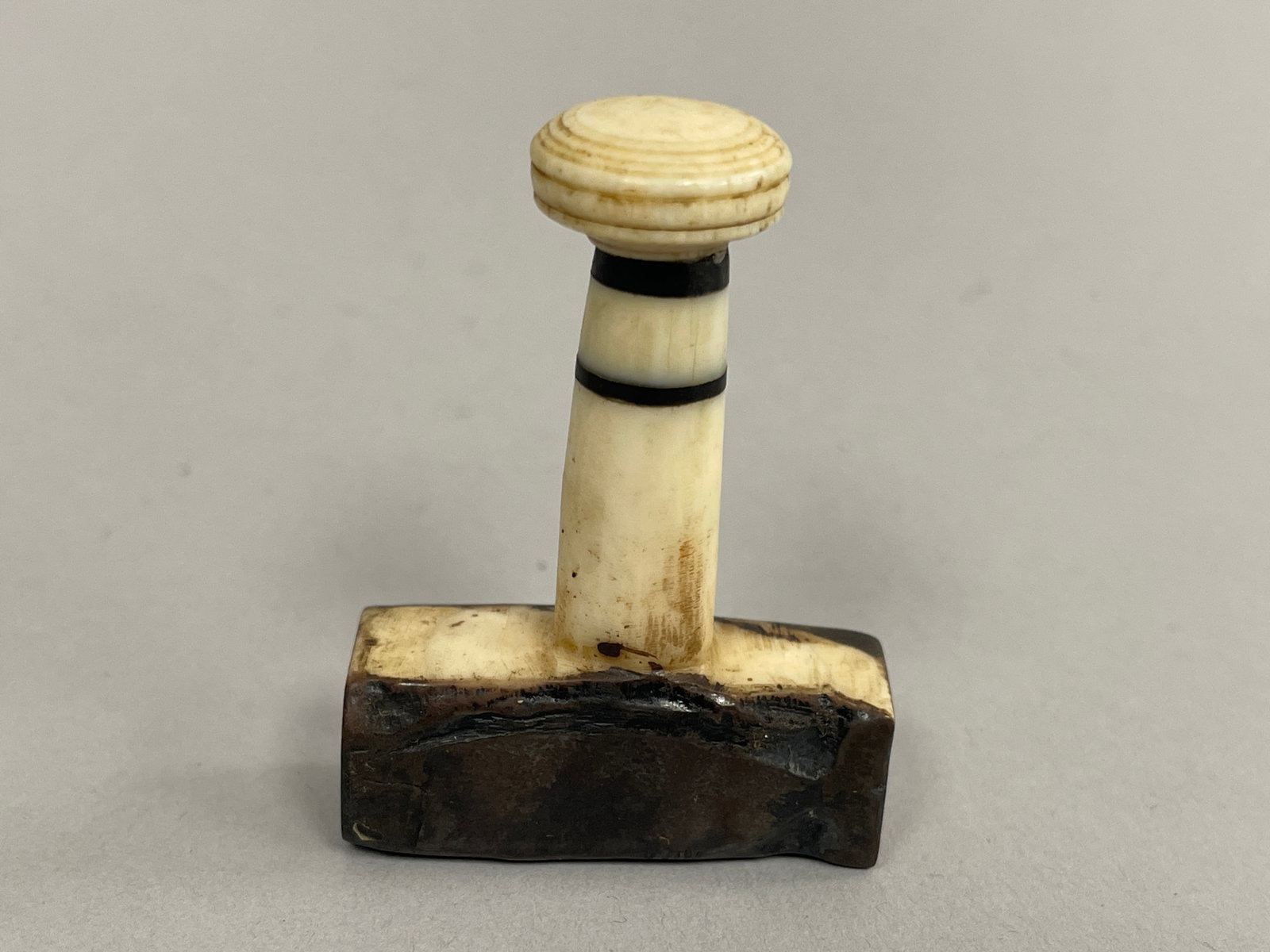 EARLY WHALE STAMP - 2