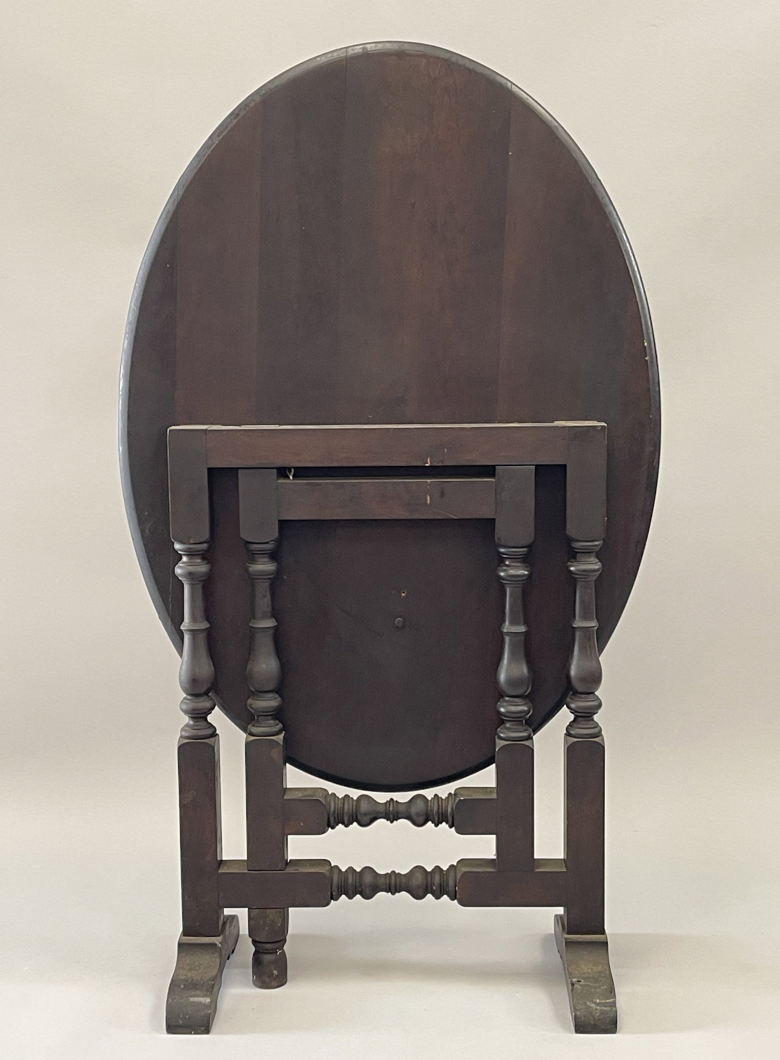 WALLACE NUTTING FOLDING TUCKAWAY TABLE - 2