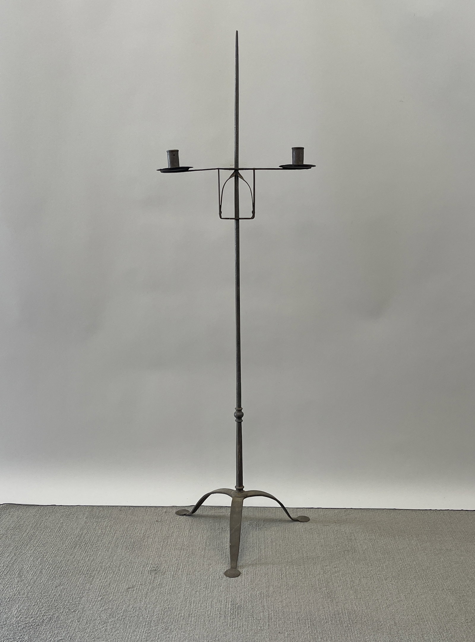 18TH C WROUGHT IRON 2 CANDLE LIGHTING STANDARD IN OLD COLOR (1 of 2)
