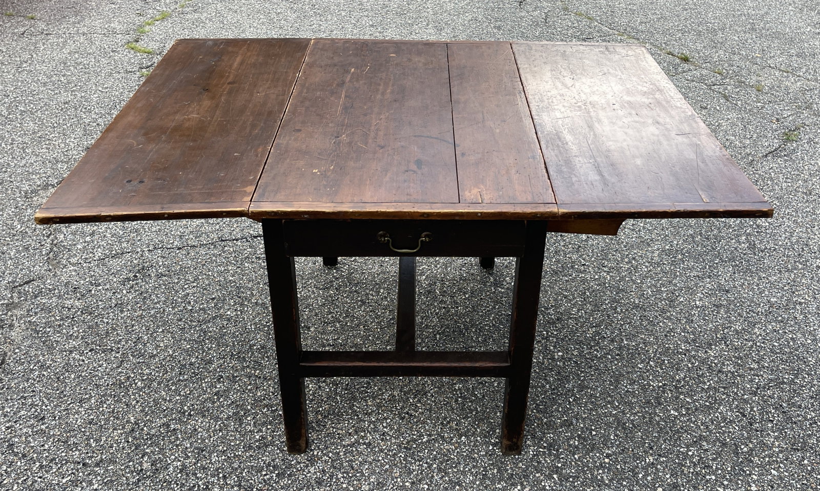 18TH C CHIPPENDALE DROP LEAF TABLE - 6