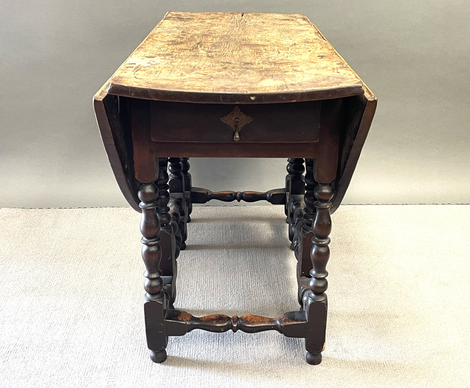 FIGURED MAPLE GATELEG TABLE - 2