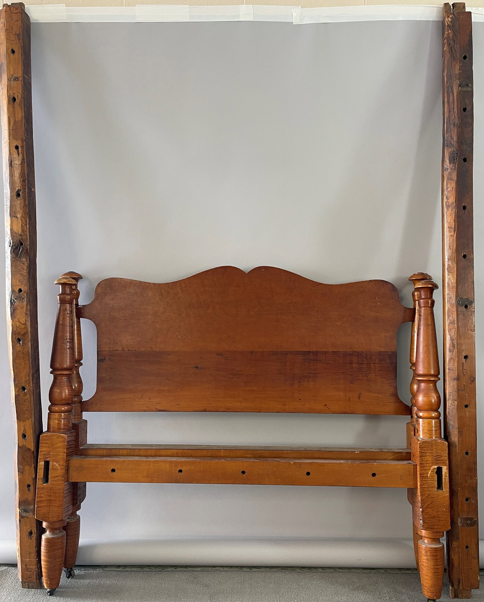 TIGER MAPLE BED (1 of 6)