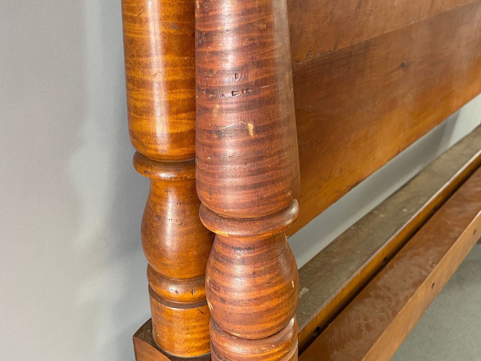 TIGER MAPLE BED - 3