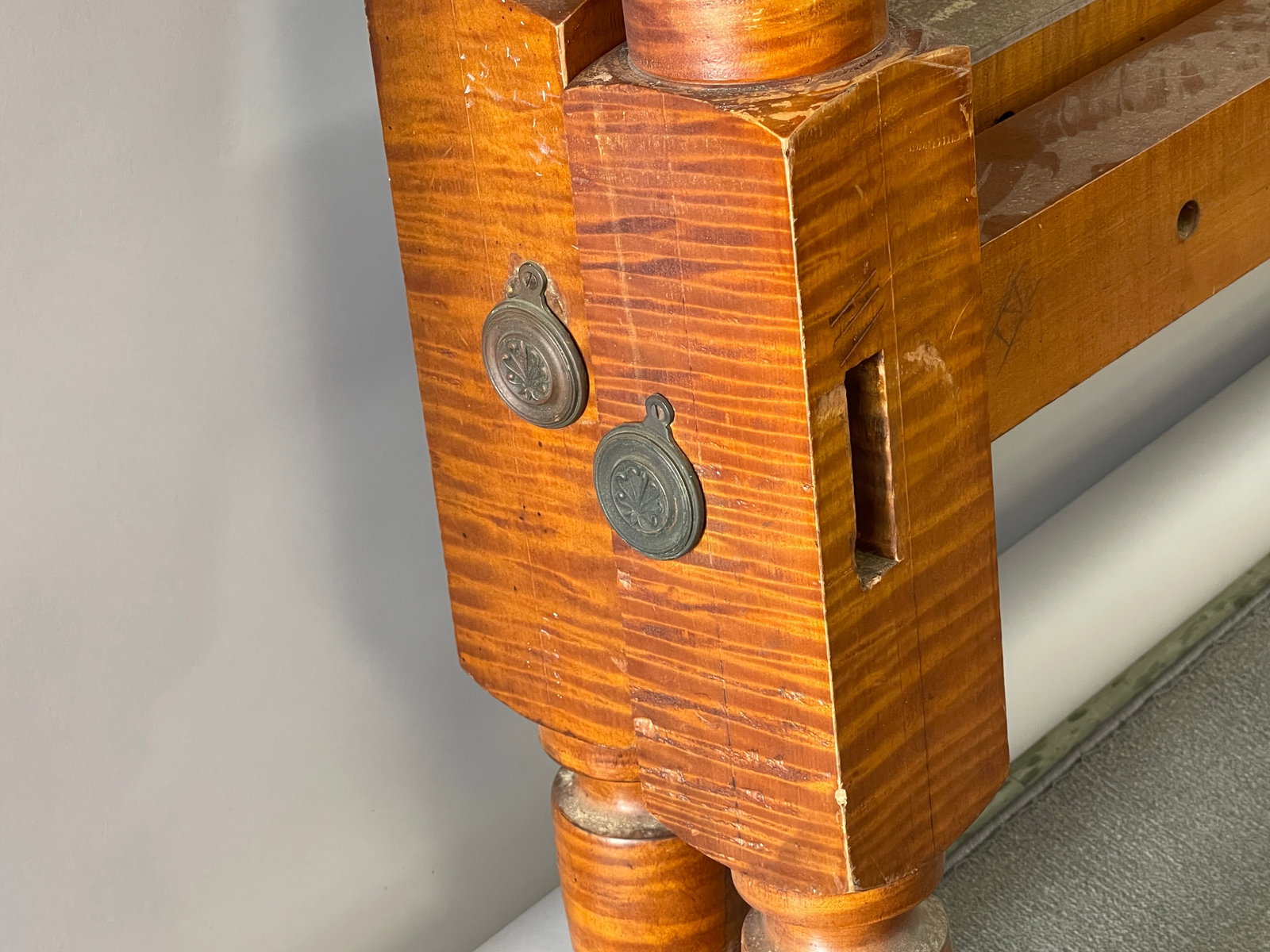 TIGER MAPLE BED - 5