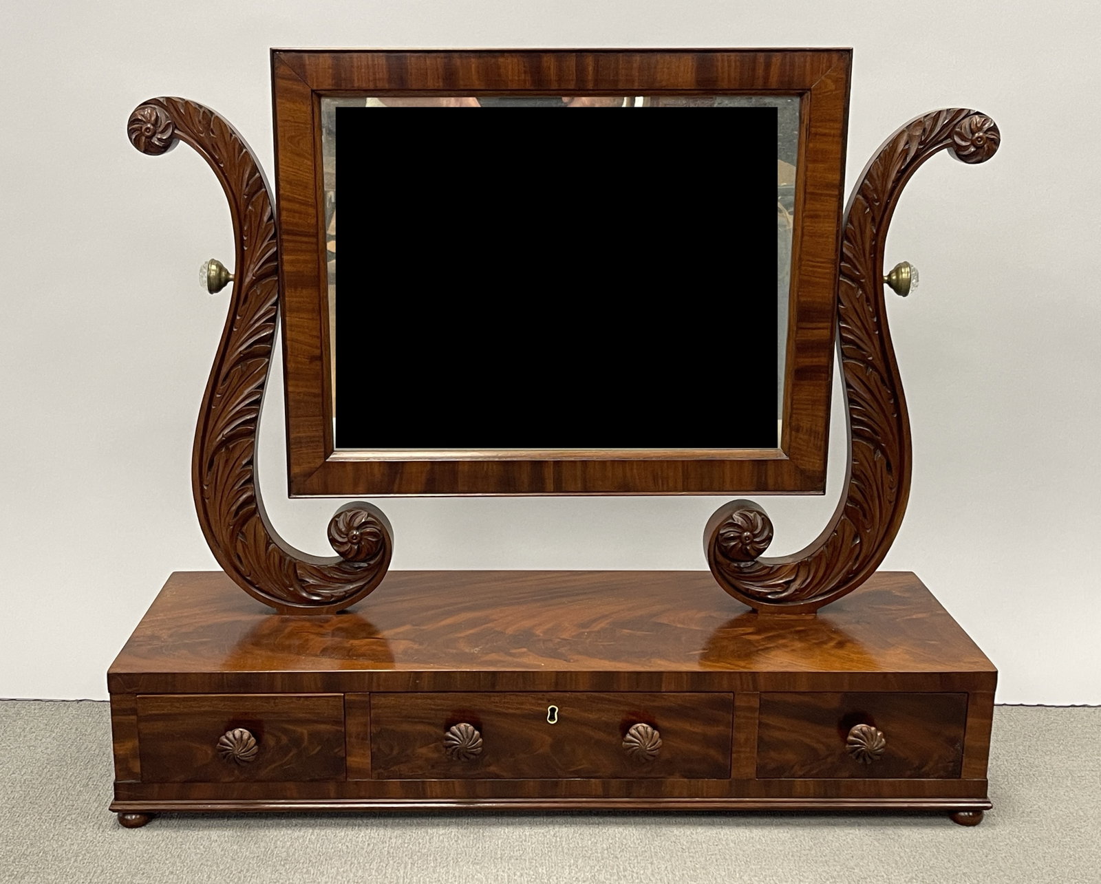 NY CLASSICAL 3DR DRESSING MIRROR (1 of 10)