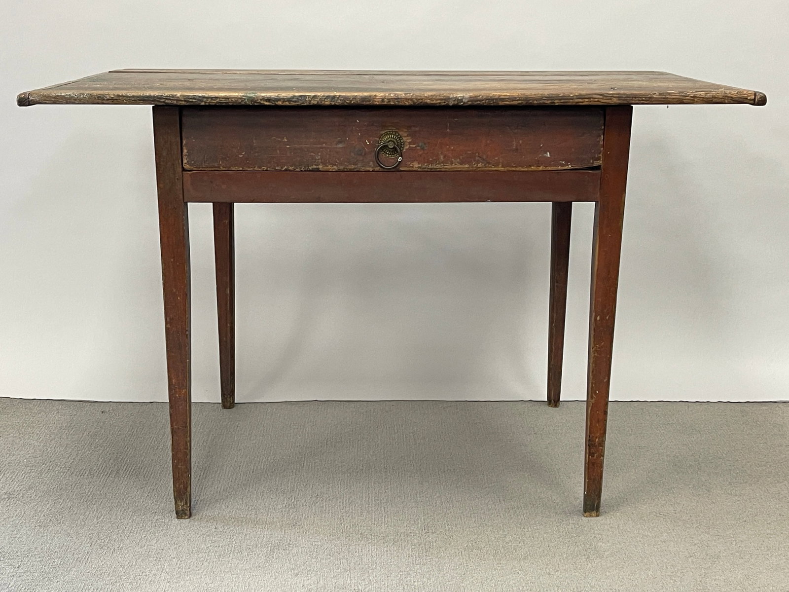 HEPPLEWHITE TABLE IN RED: HEPPLEWHITE TABLE IN RED 44" X 26" X 28.5"
