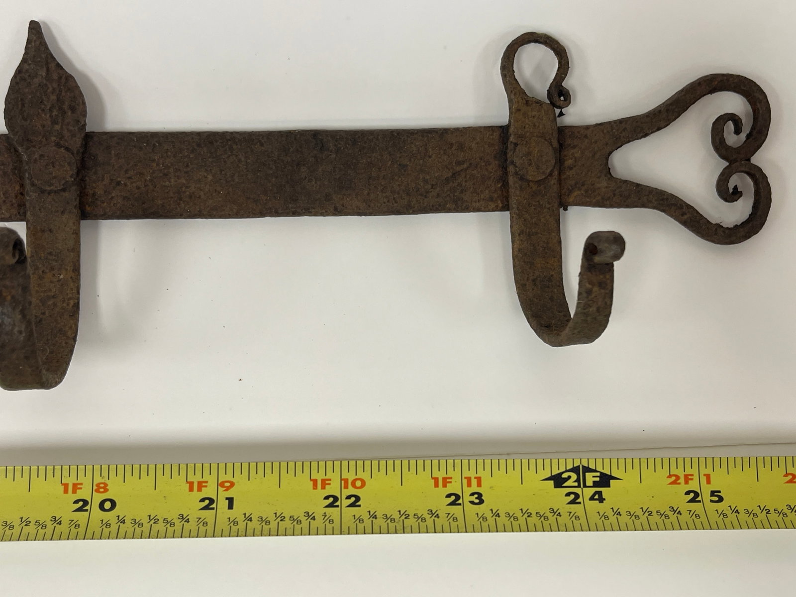 RECTANGULAR 6-HOOK BLACKSMITH MADE UTENSIL BAR - 3